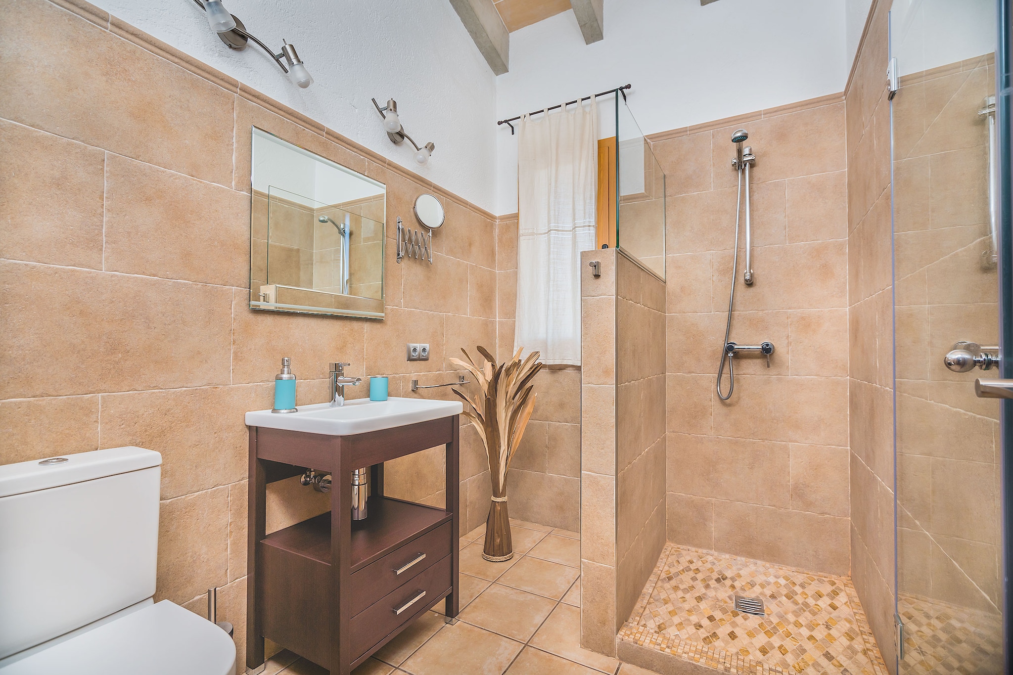 CAN RUA  Ref. POB06 - Badkamer
