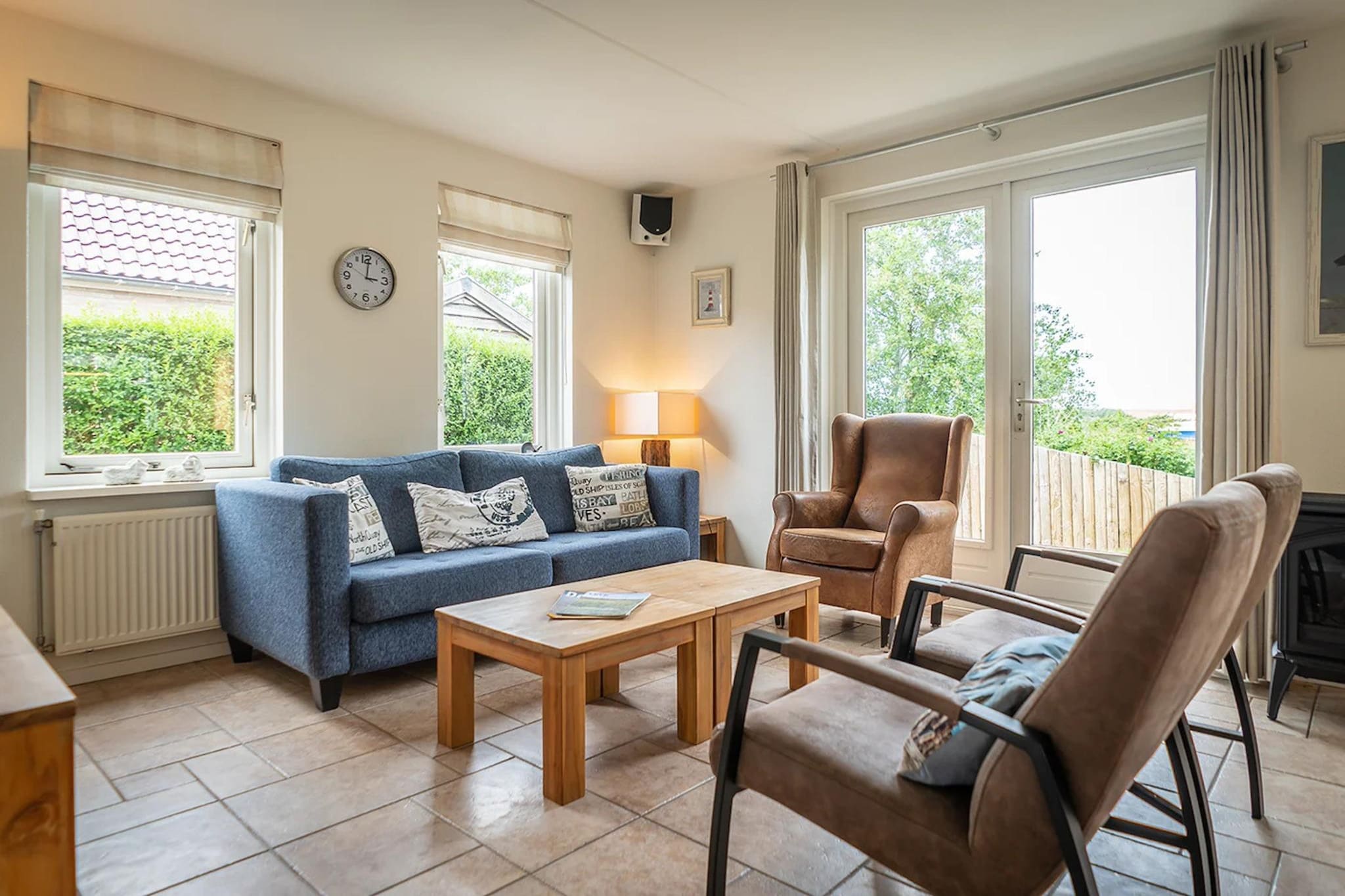 6-person luxury villa with 2 bathrooms on Texel