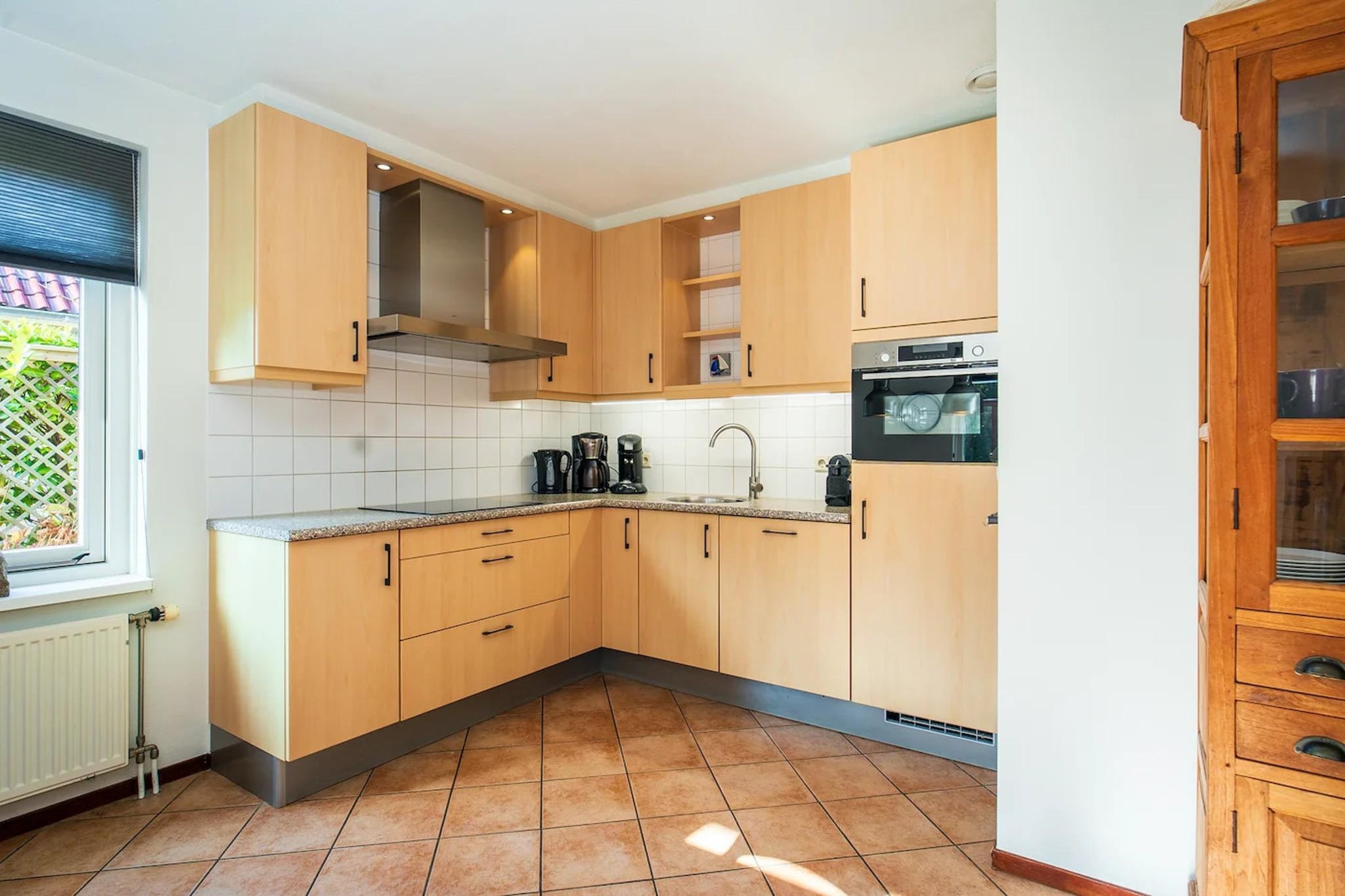 6-person luxury villa with 2 bathrooms on Texel - Keuken