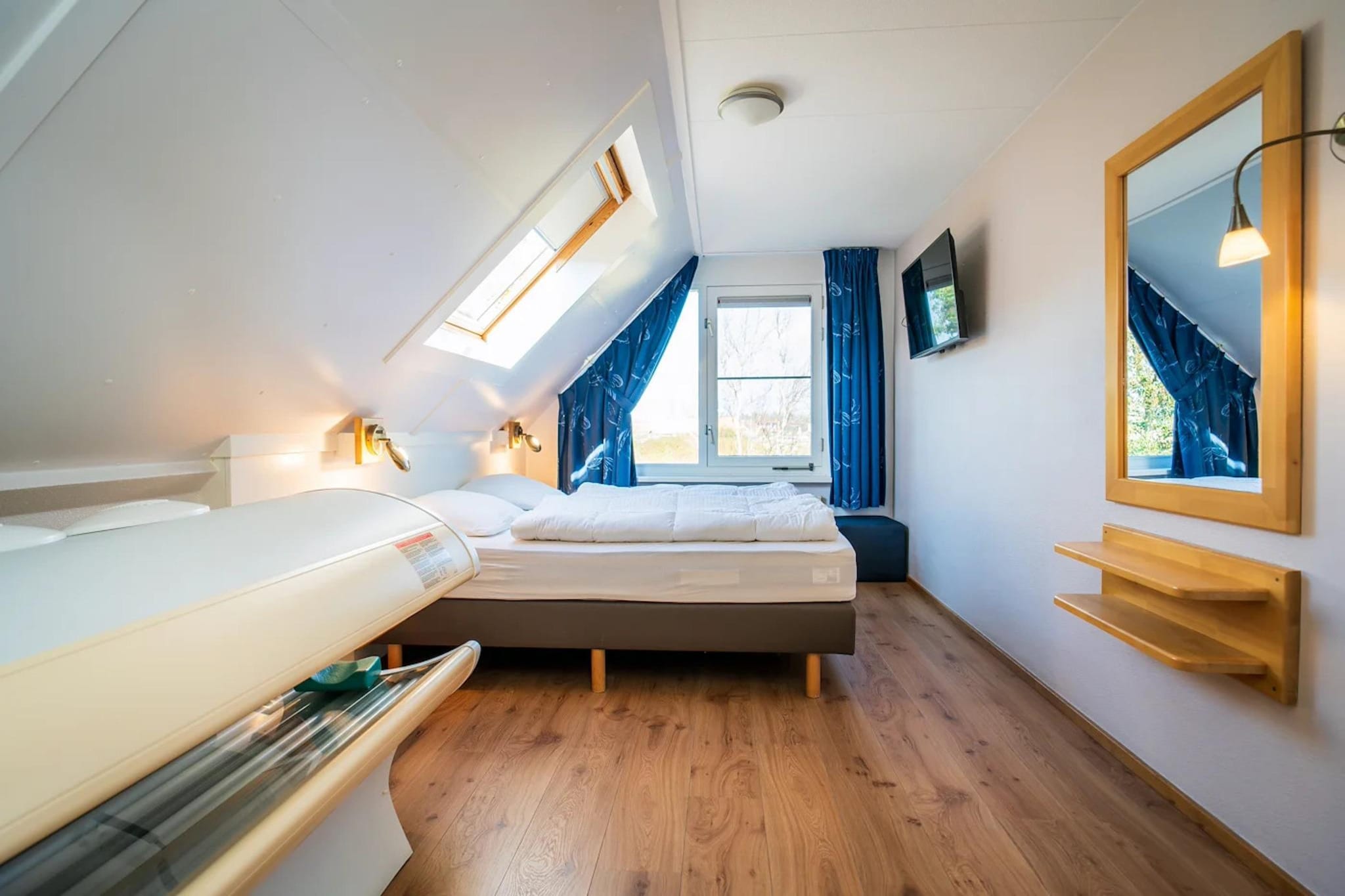 Luxury 4-person villa in a nature reserve on Texel - Slaapkamer