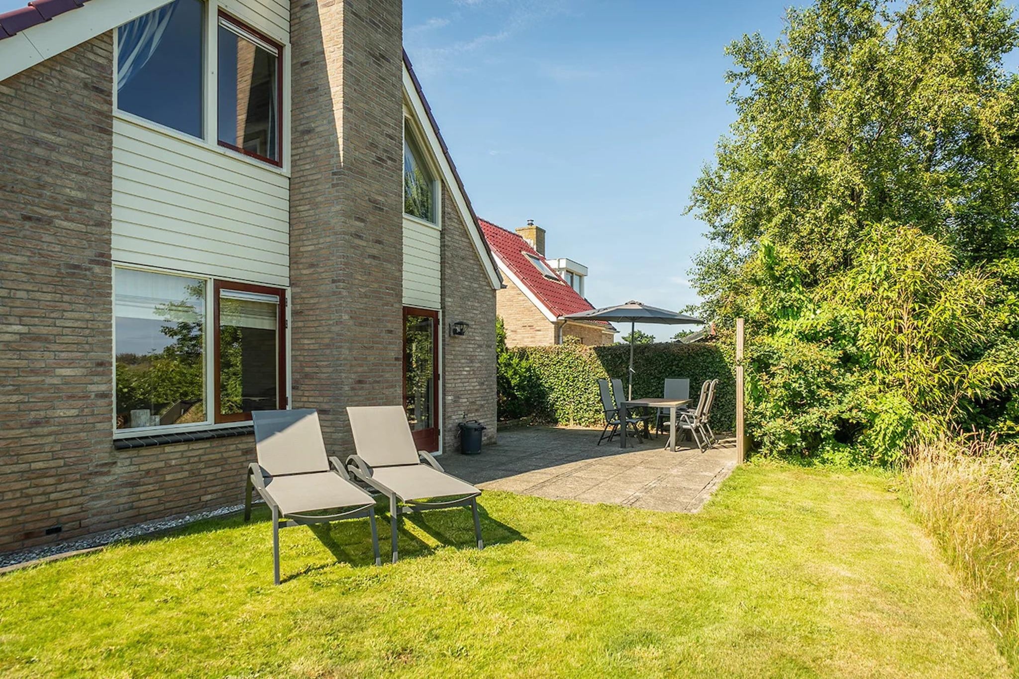 5-person luxury holiday villa on Texel - Terrasbalkon