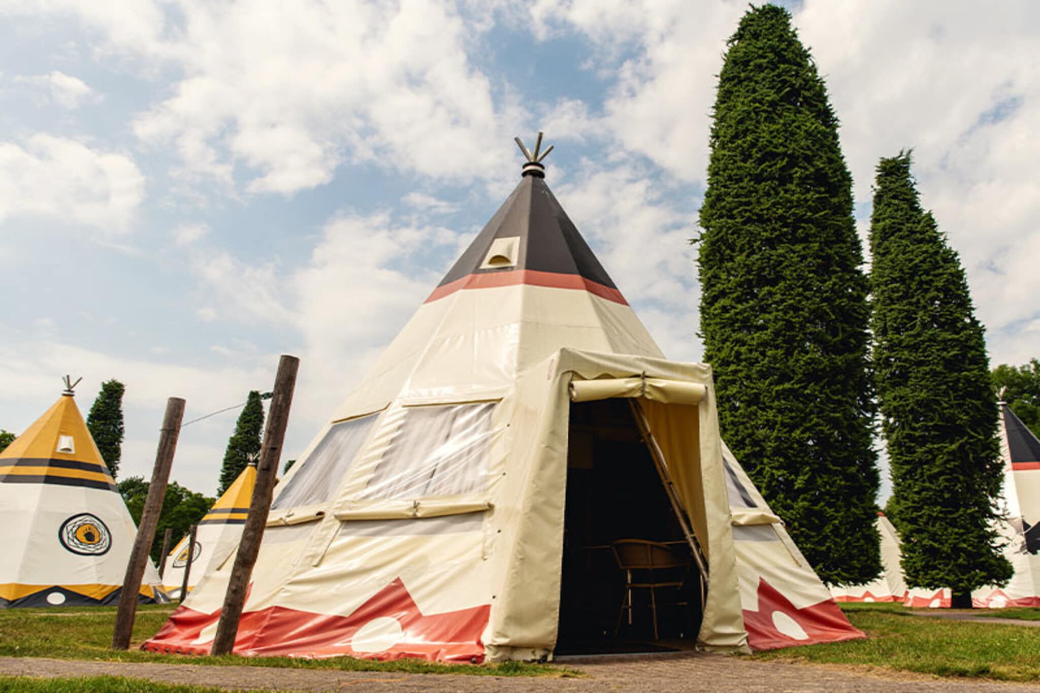 Wigwam Deluxe