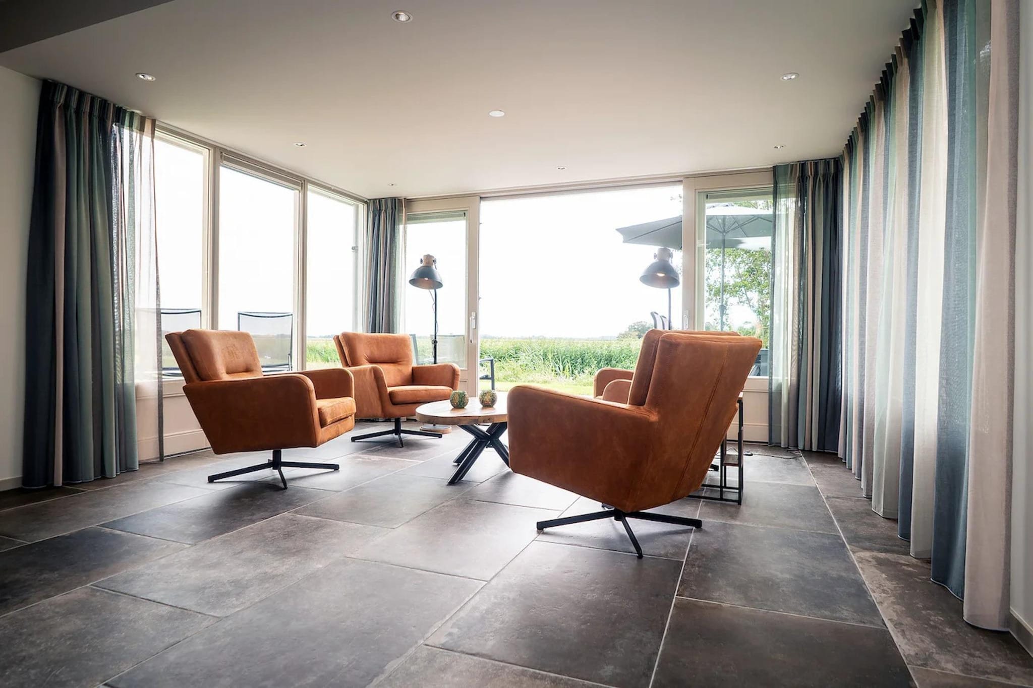 Country house - Buitenkant zomer