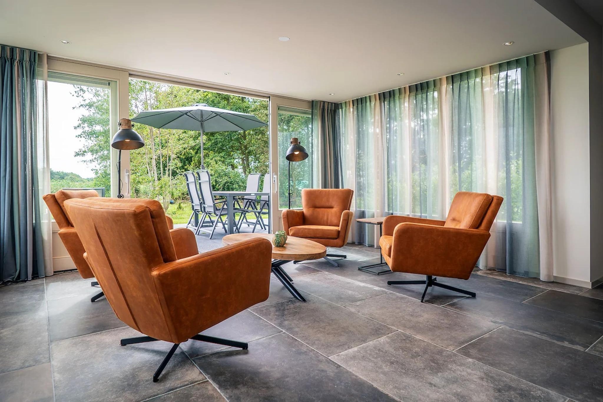 Country house - Buitenkant zomer