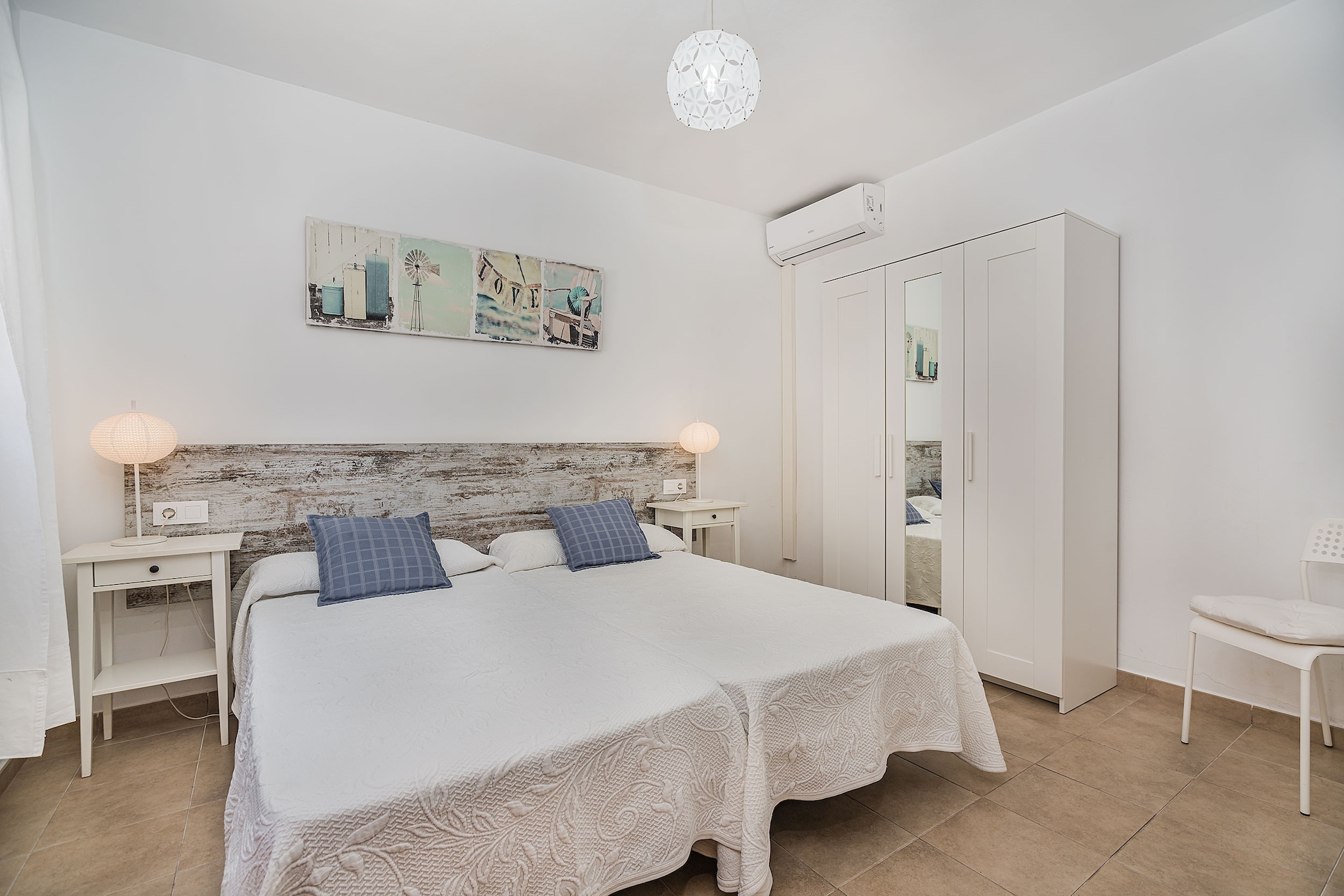 CASA LLOBERA Ref. POL04 - Bedroom
