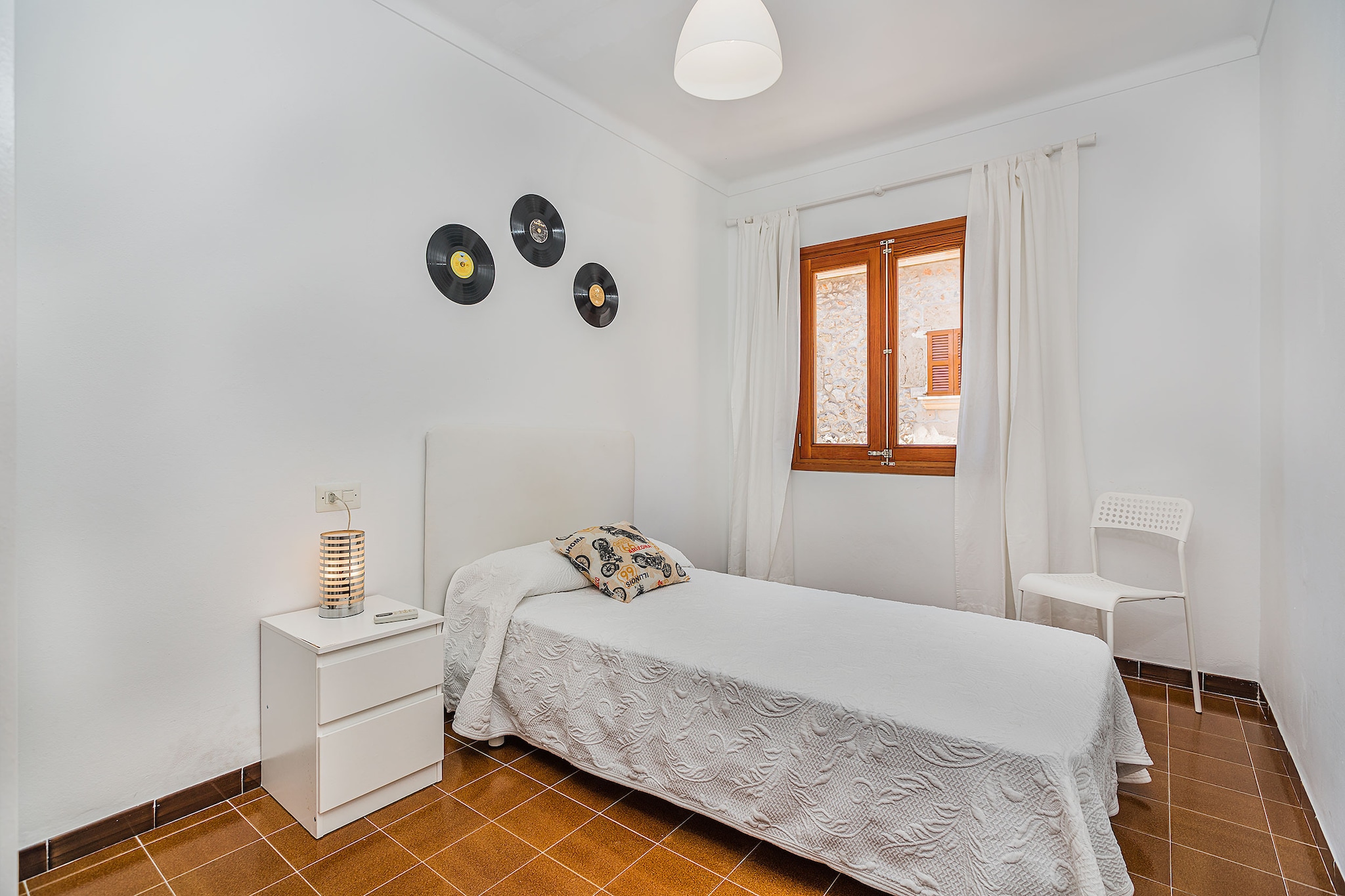 CASA LLOBERA Ref. POL04 - Bedroom