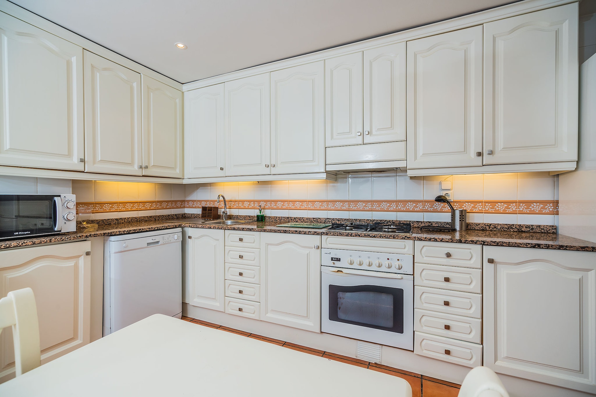 SA MARINA  Ref. ALC18 - Keuken