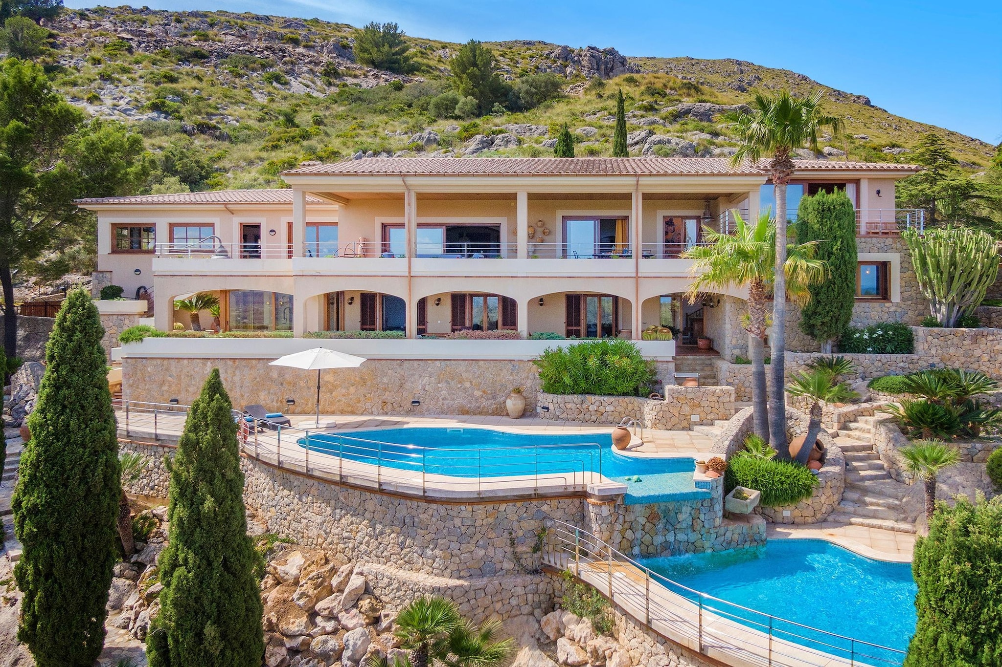 Luxury Villa EL VILA 133 Ref. VP88 - Außenbereich Sommer