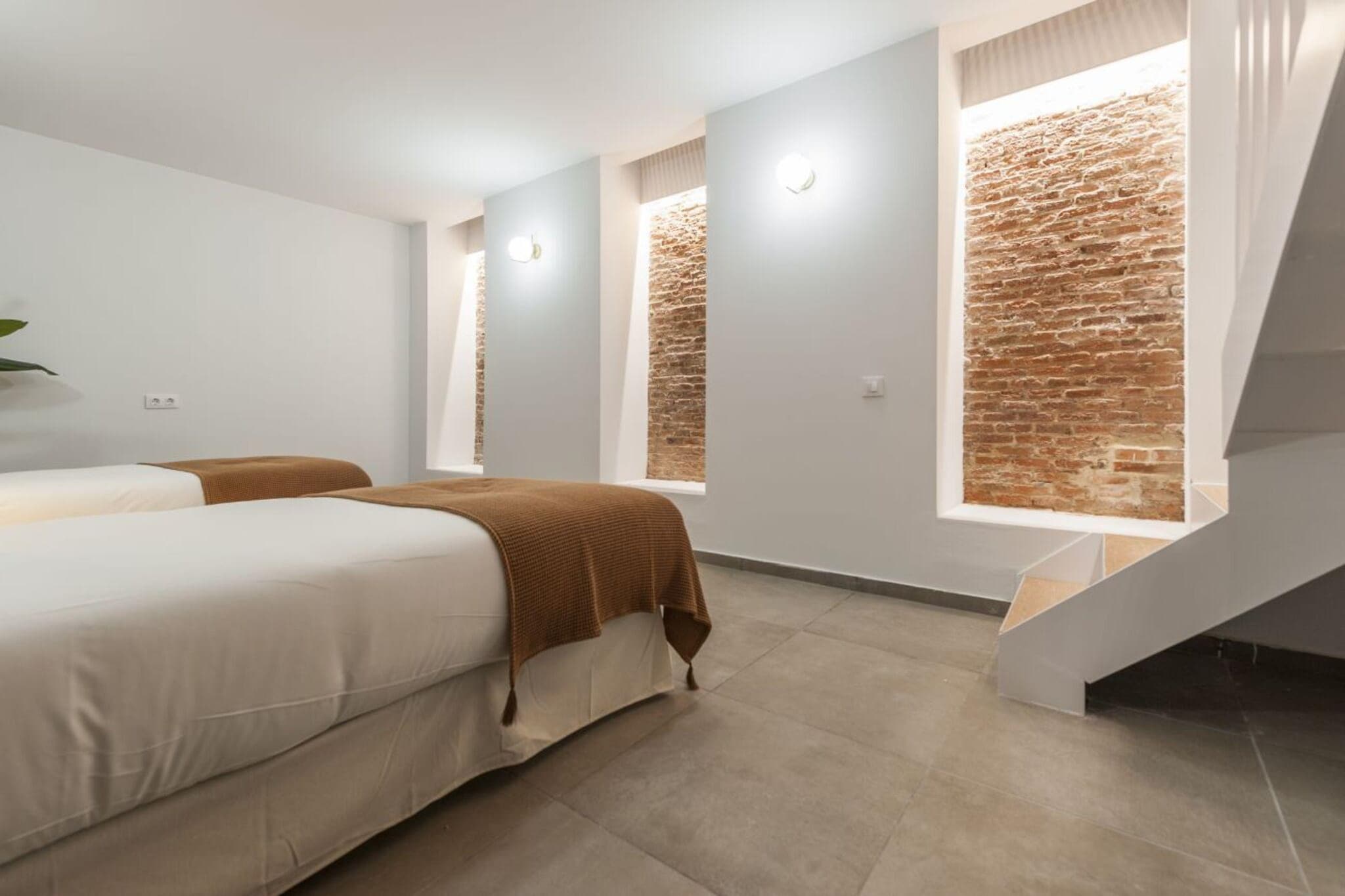 C Latina Bajo Izq - Bedroom