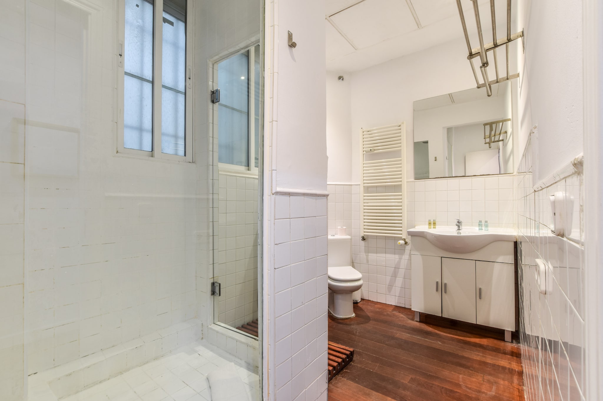 Fuencarral V - Bathroom
