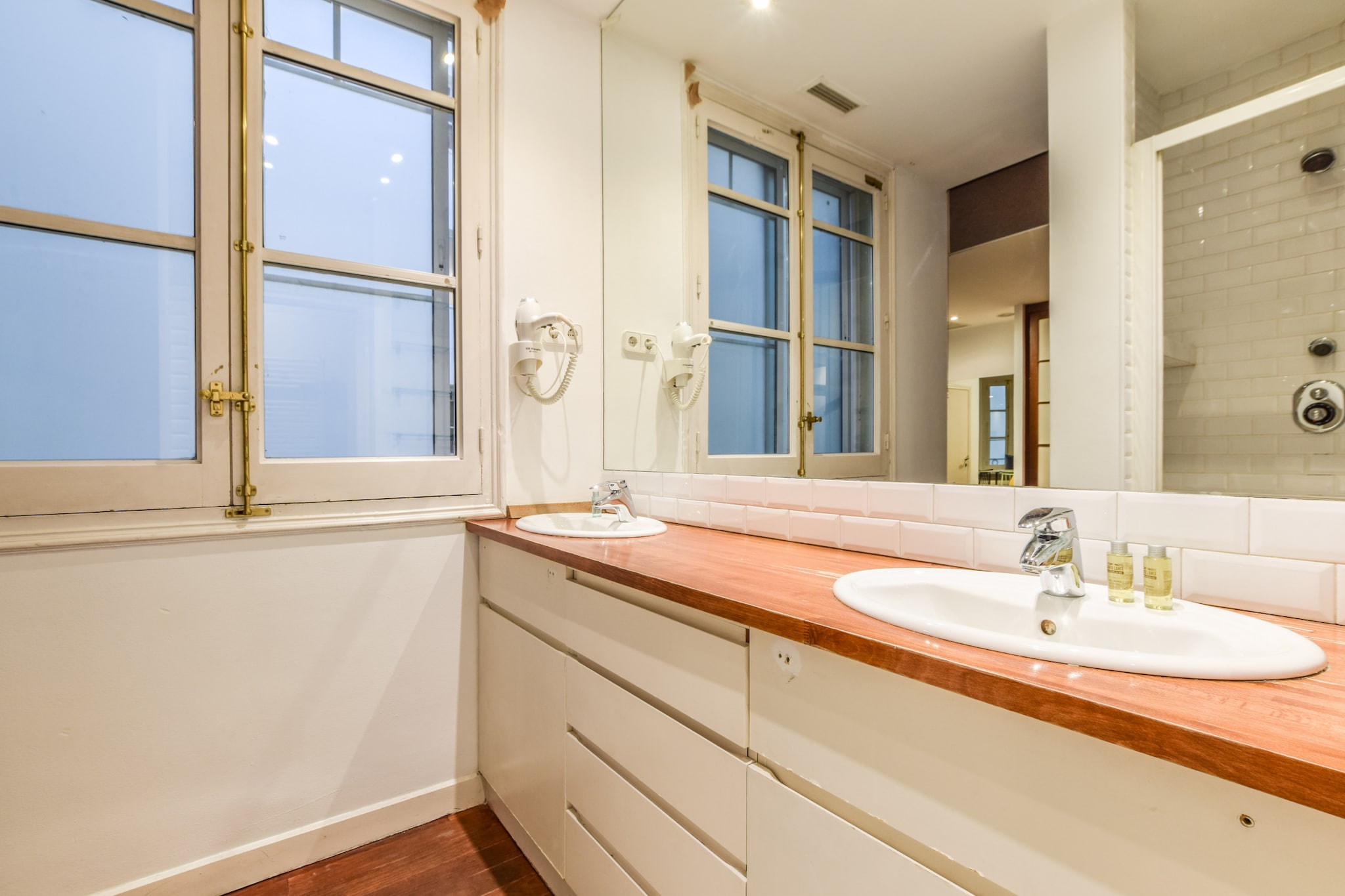 Fuencarral V - Bathroom