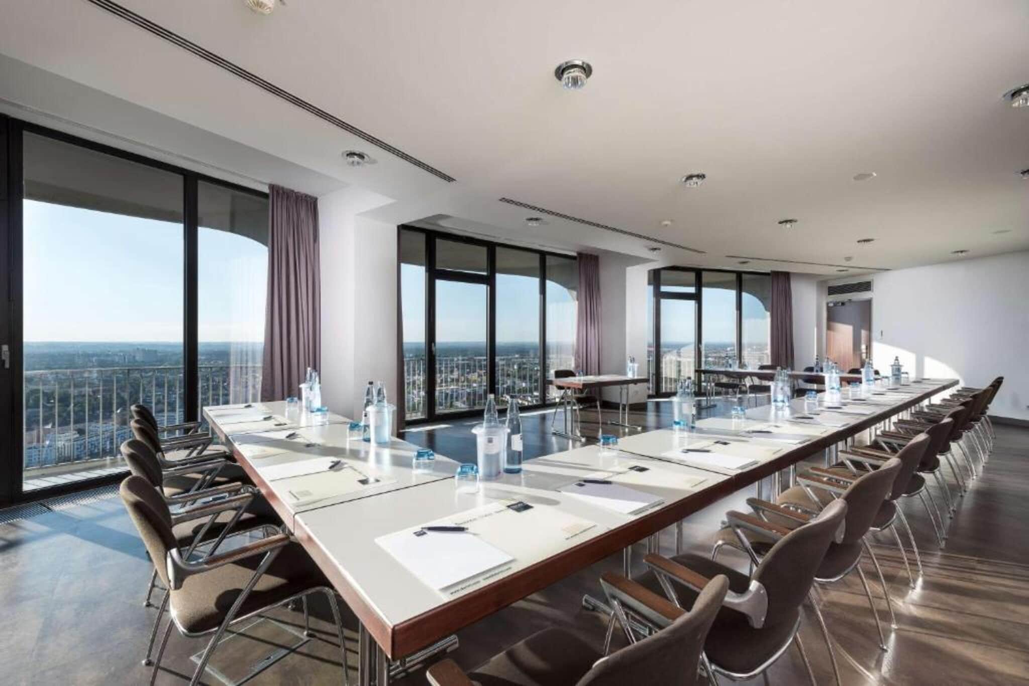 Dorint an der Kongresshalle Augsburg -Promotion Rate - Suites - Image-tags.hotelfacilitiesandservices
