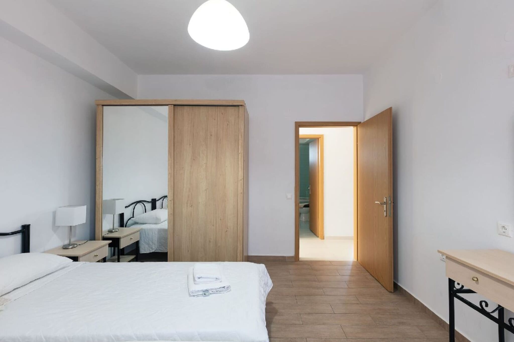 Sofia skaleta - Bedroom