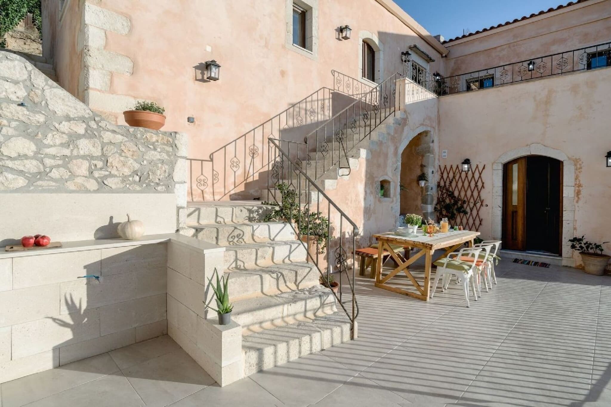 Armeni - Villa - Escalier