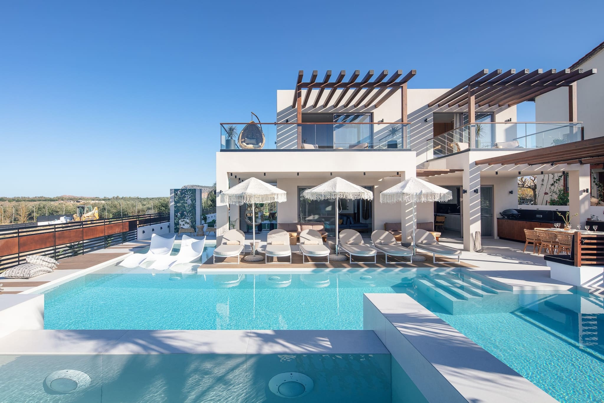 Macaw Residence - Swimming pool