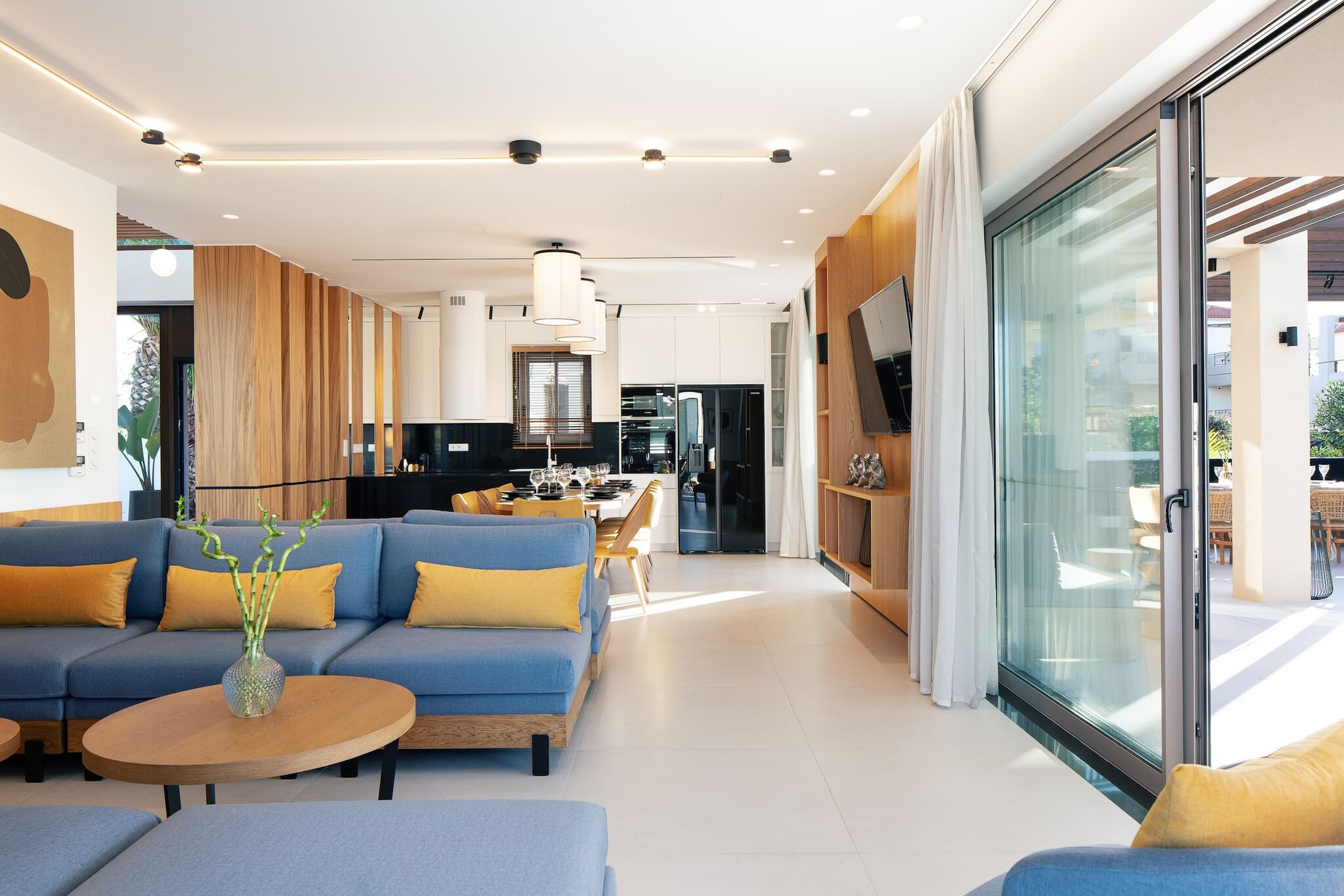 Macaw Residence - Living room