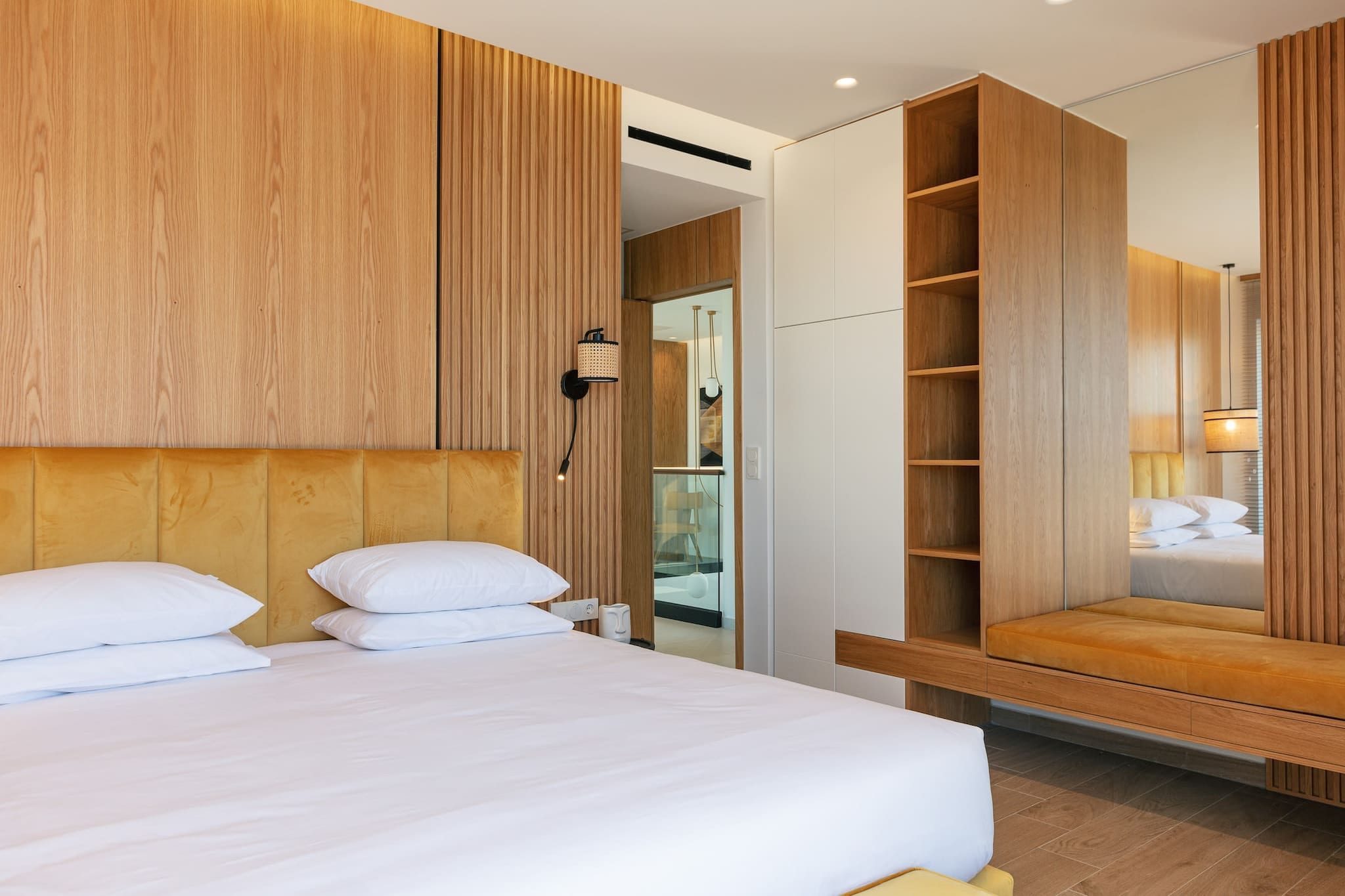 Macaw Residence - Bedroom