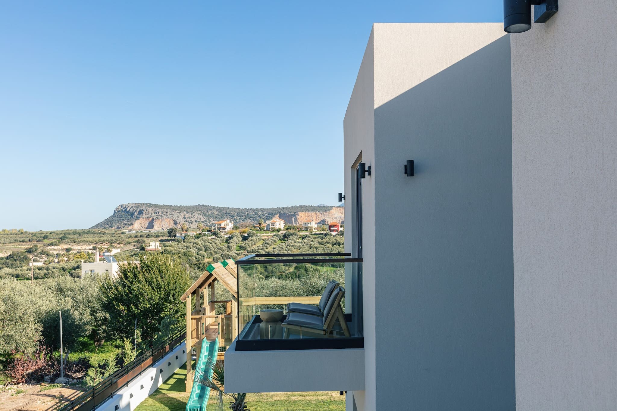 Macaw Residence - Terrace balcony