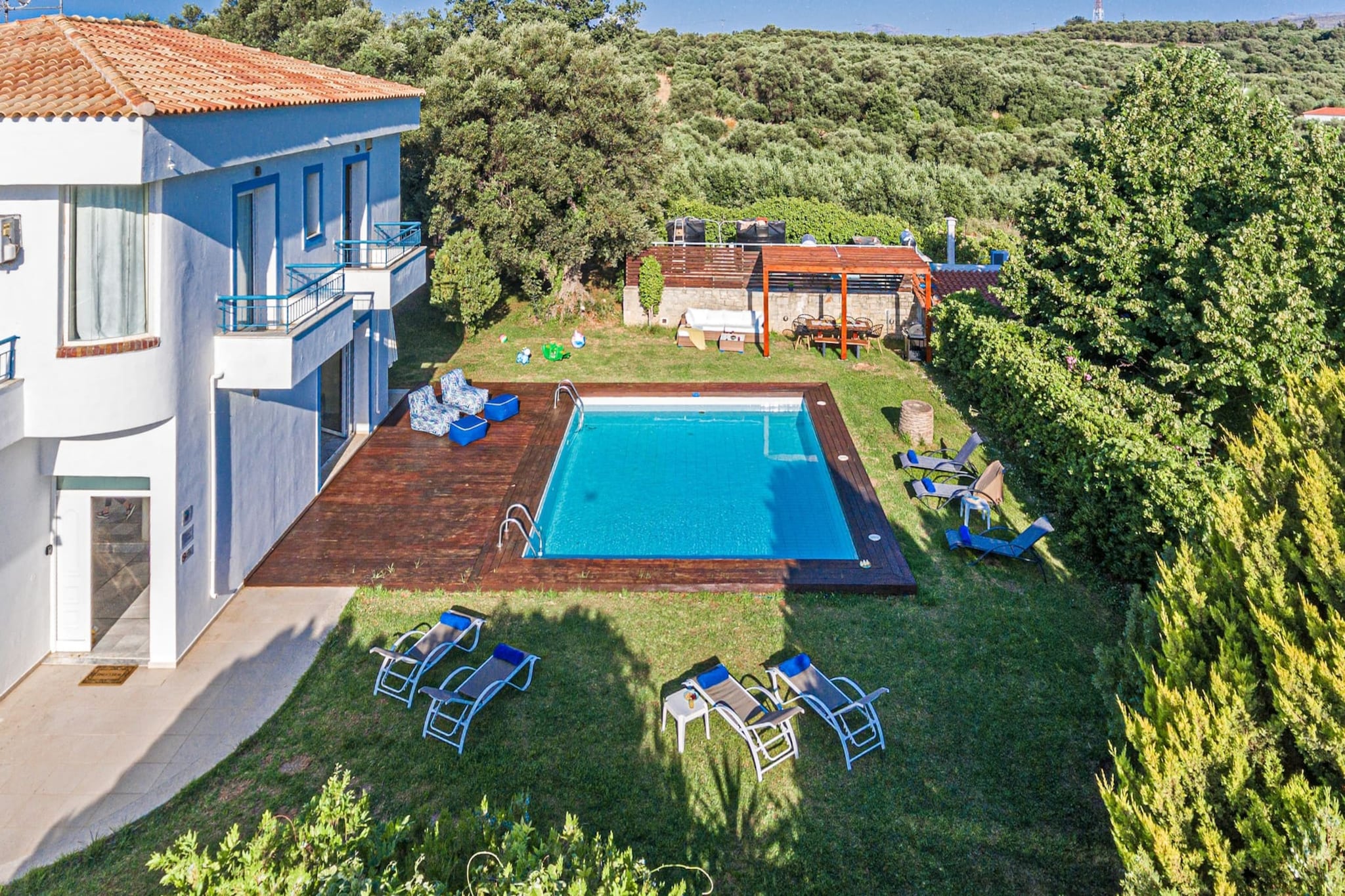 Morfw - Swimming pool