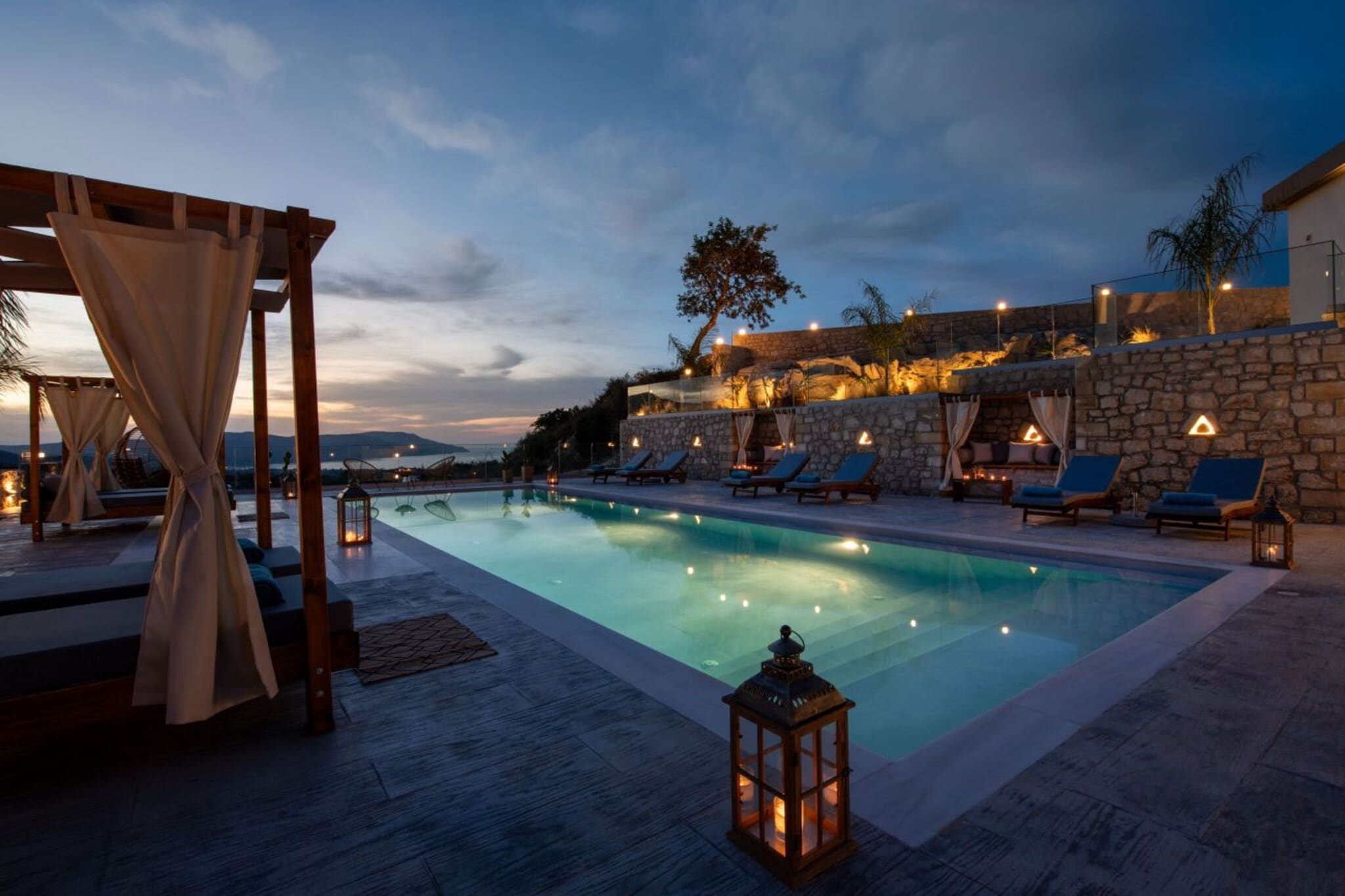 Esotico Escape Villa - Piscine
