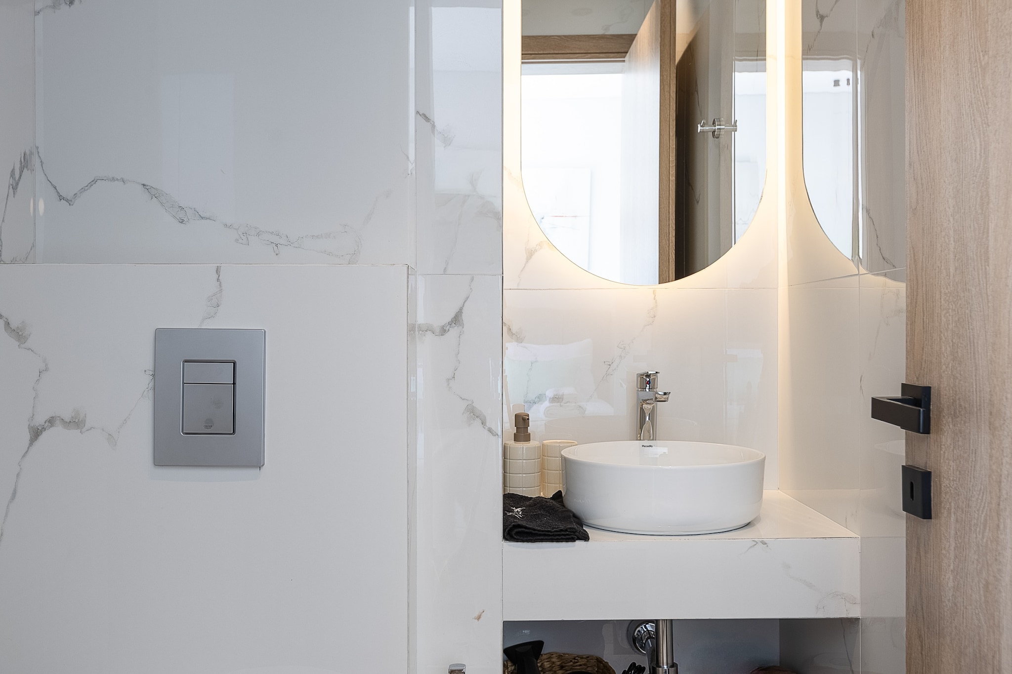 Serenia Exclusive Residence - Untagged