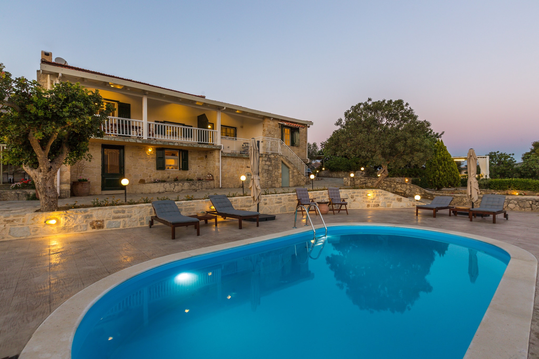 Oros Residence