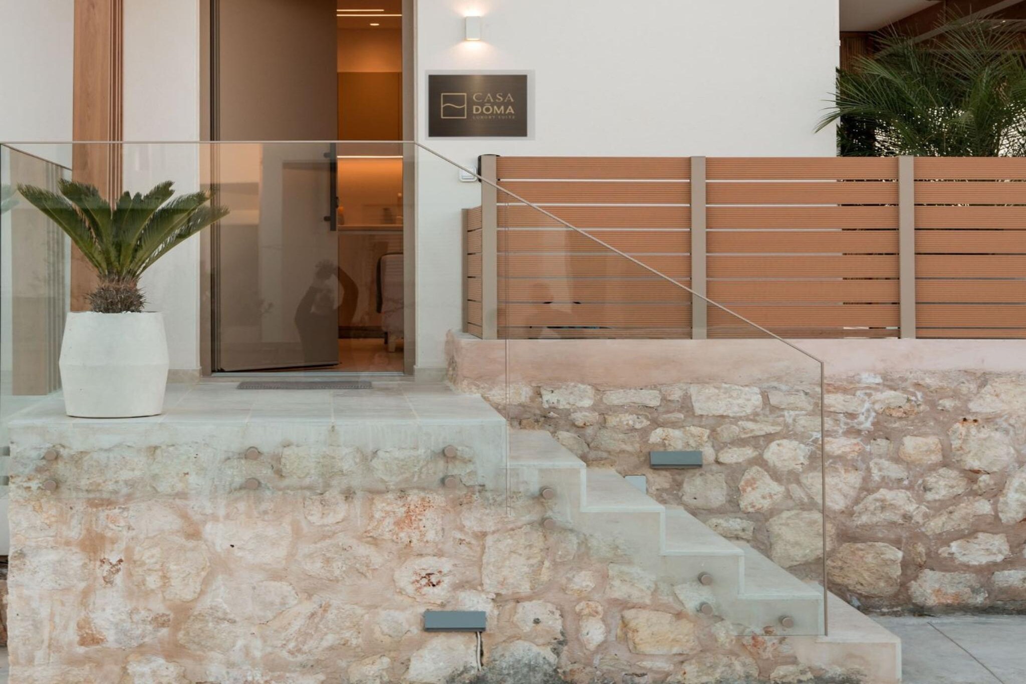 Casa Doma Luxury Suites - Buitenkant zomer