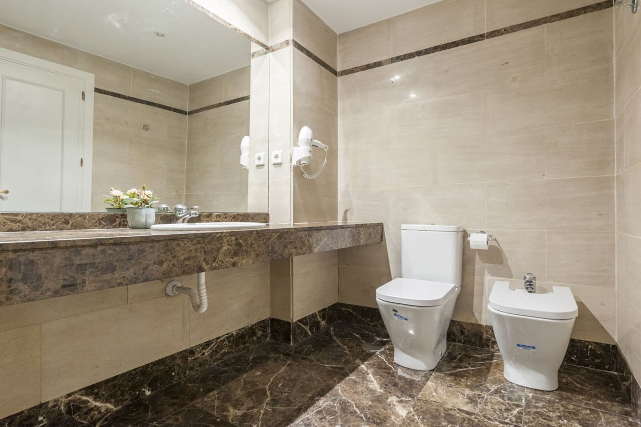 Plaza España VII - Bathroom