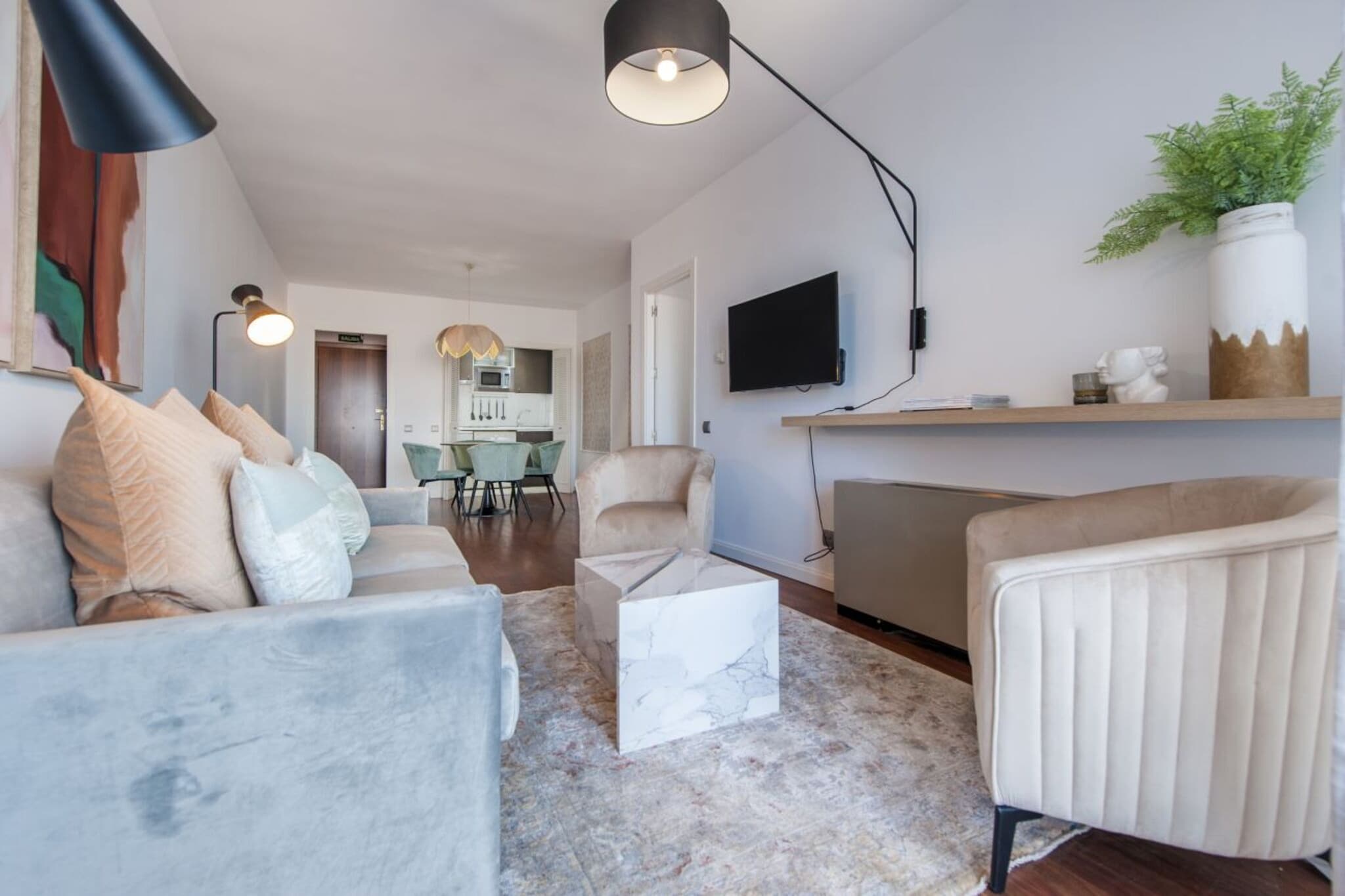 Plaza de Castilla III - Wohnzimmer