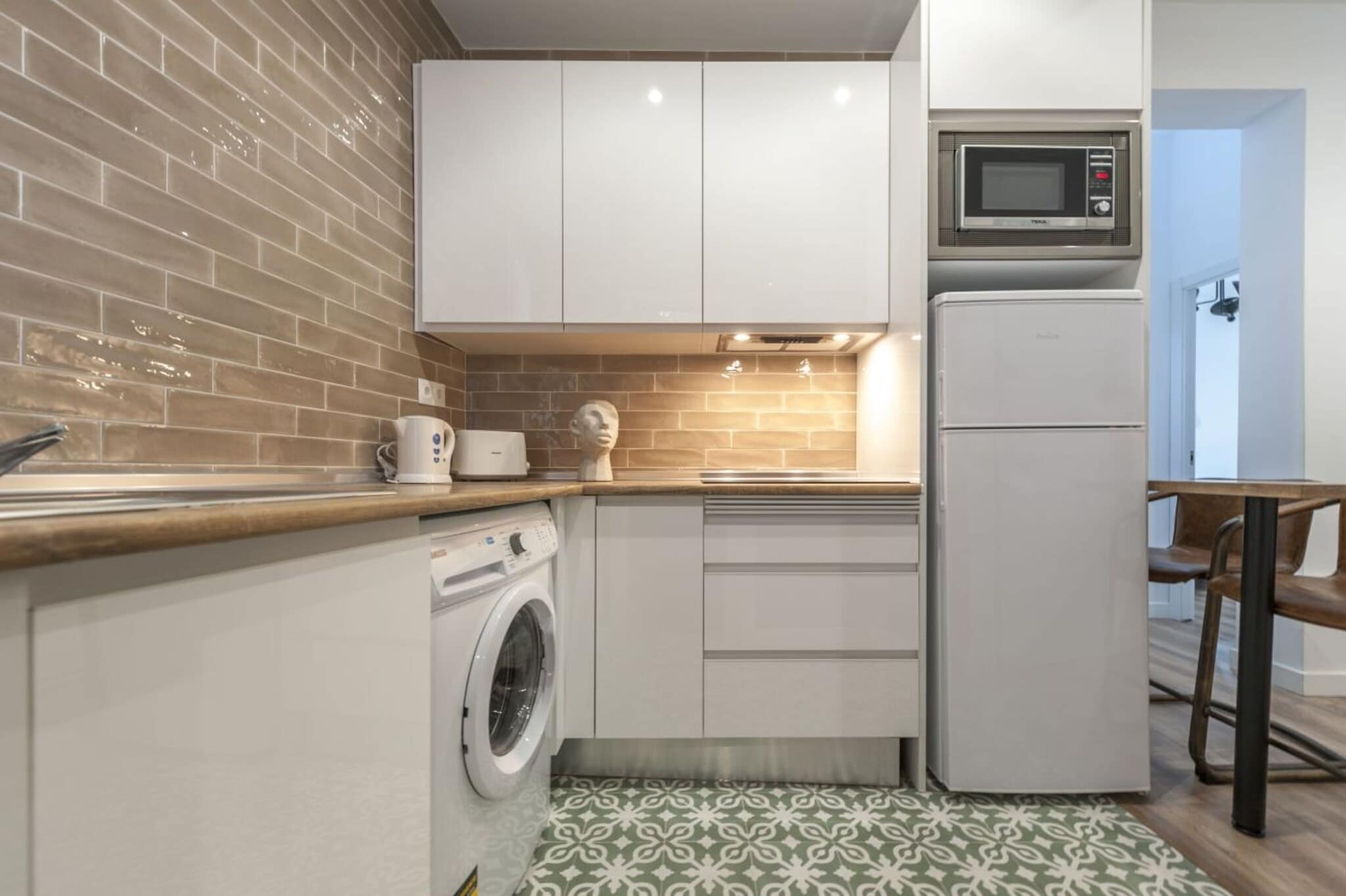La Latina I - Kitchen