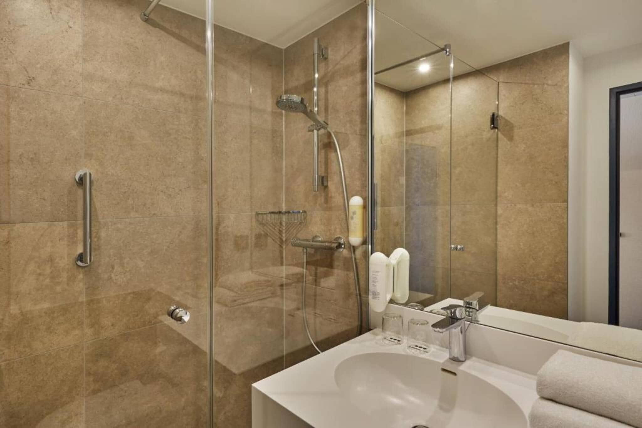H Hotel Köln Brühl- Comfort Double Room - Salle de bain