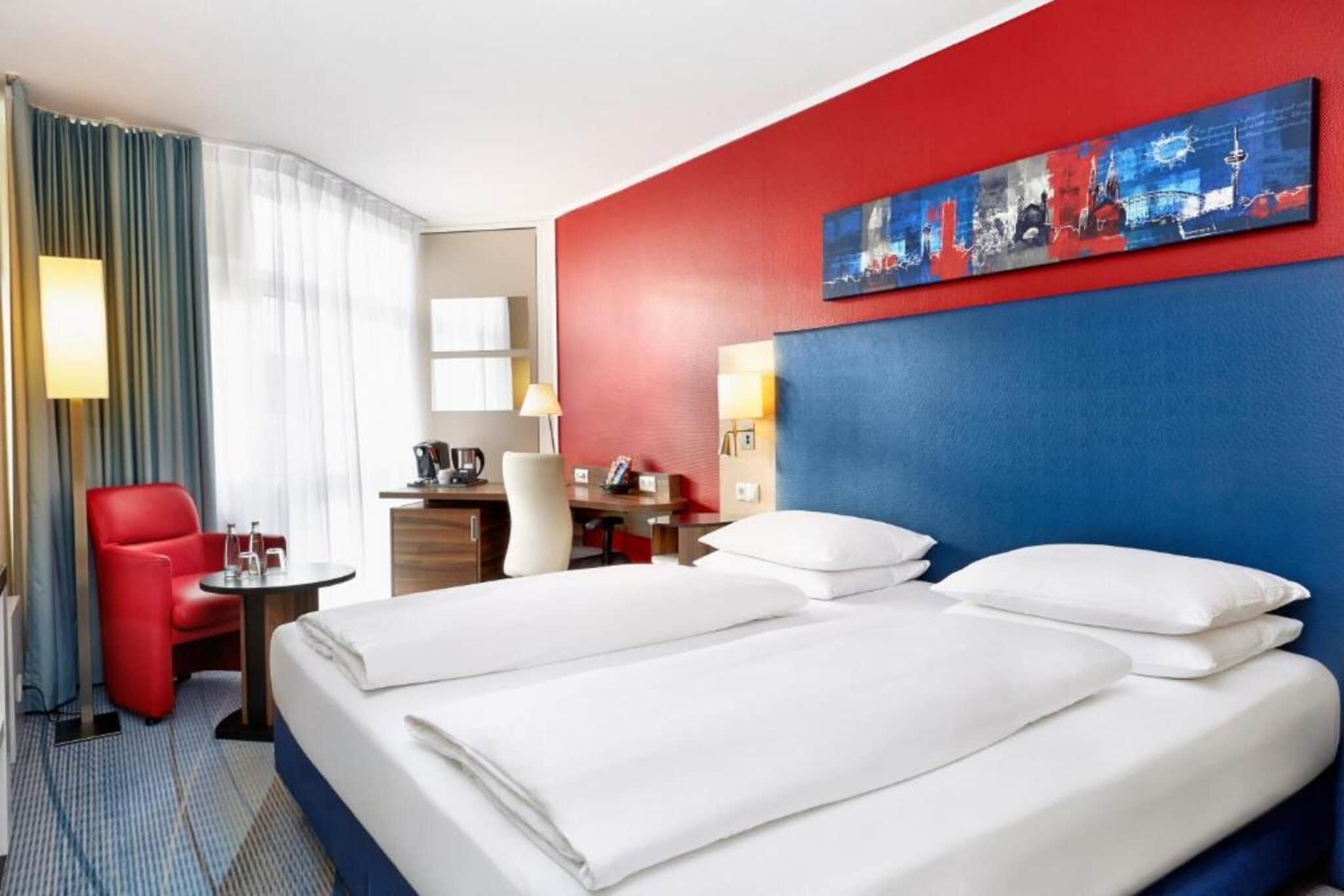H Hotel Köln Brühl- Comfort Double Room - Chambre