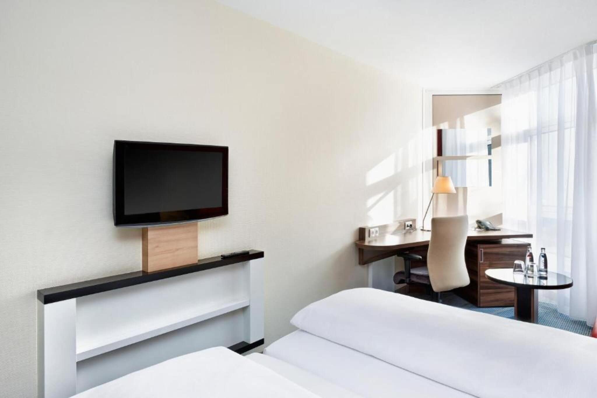 H Hotel Köln Brühl- Comfort Family Room 2 Adults  1 Child - Chambre