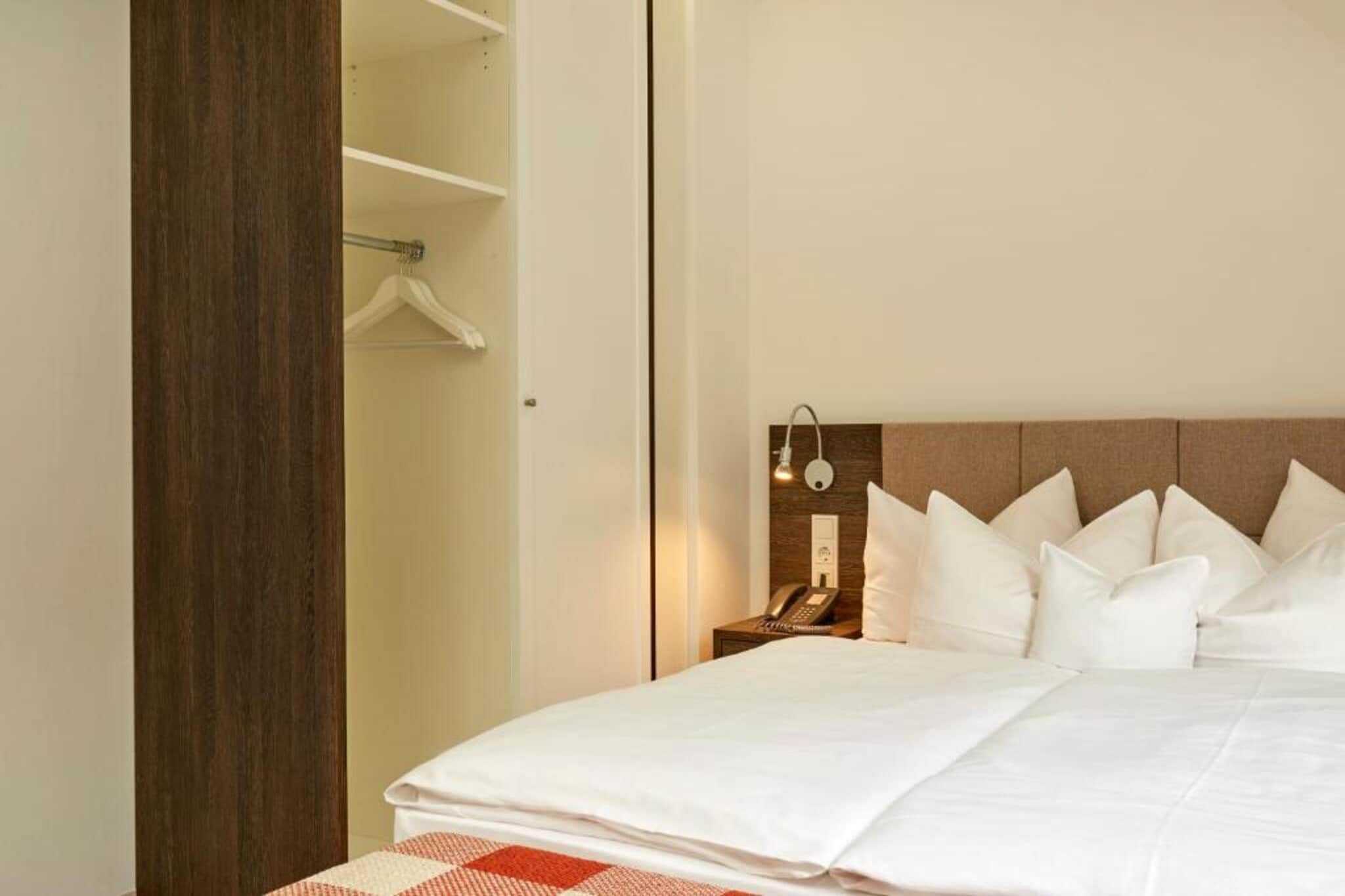 H Hotel Nürnberg-Comfort Double Room - Slaapkamer