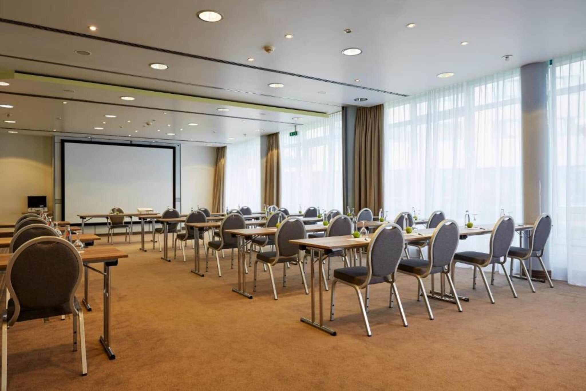 H Hotel Stuttgart Herrenberg-Comfort Double room - Image-tags.hotelfacilitiesandservices