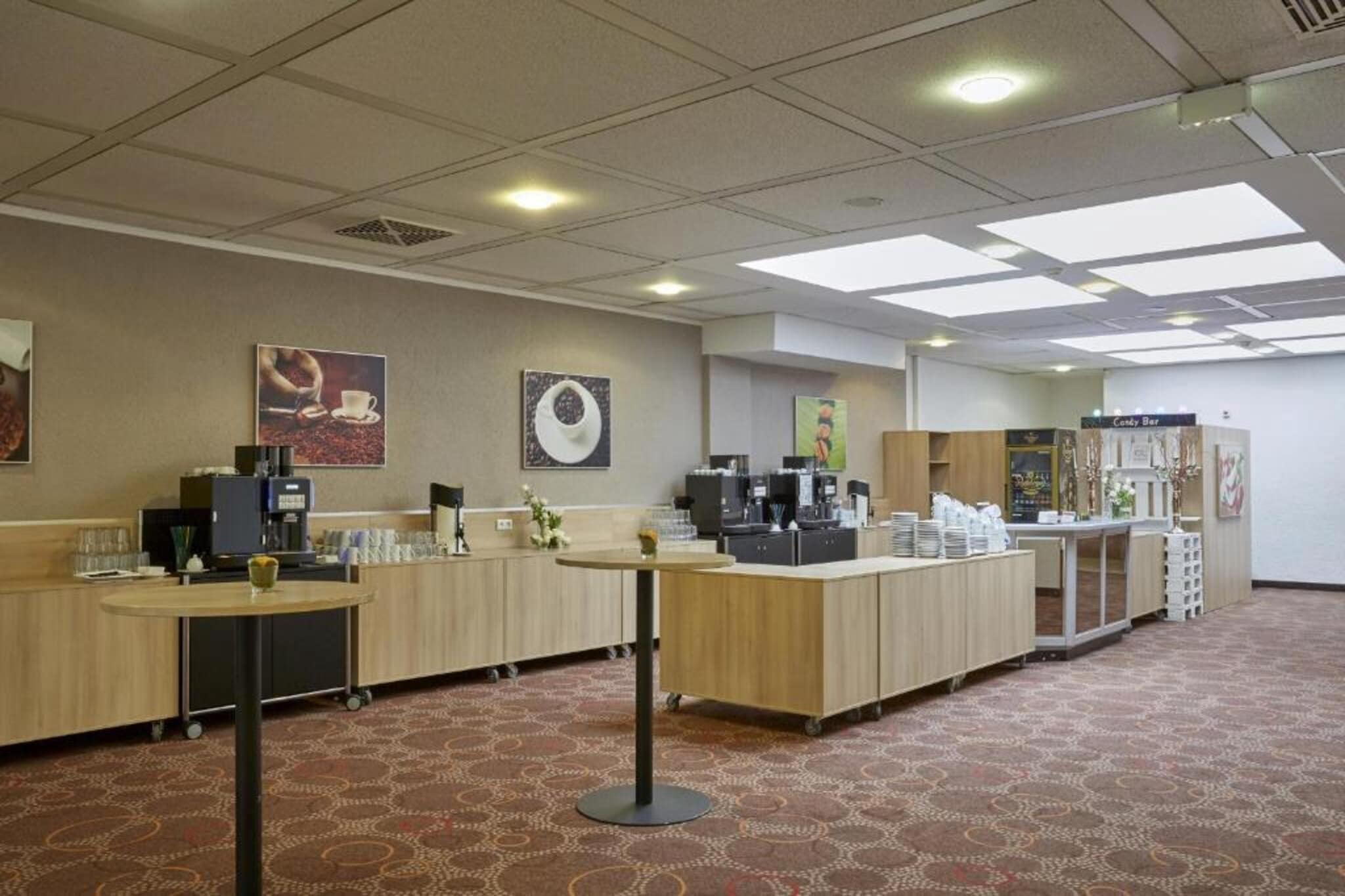 H Hotel Wiesbaden Niedernhausen- Comfort Double Room - Keuken