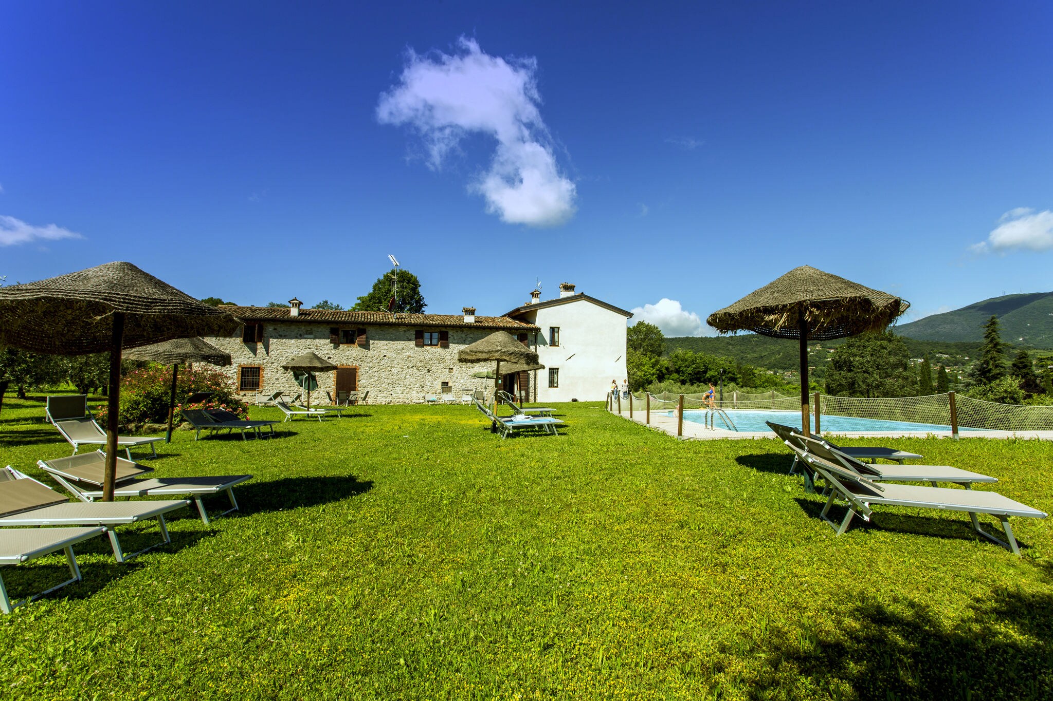 Maison de vacances paisible à Salò avec piscine