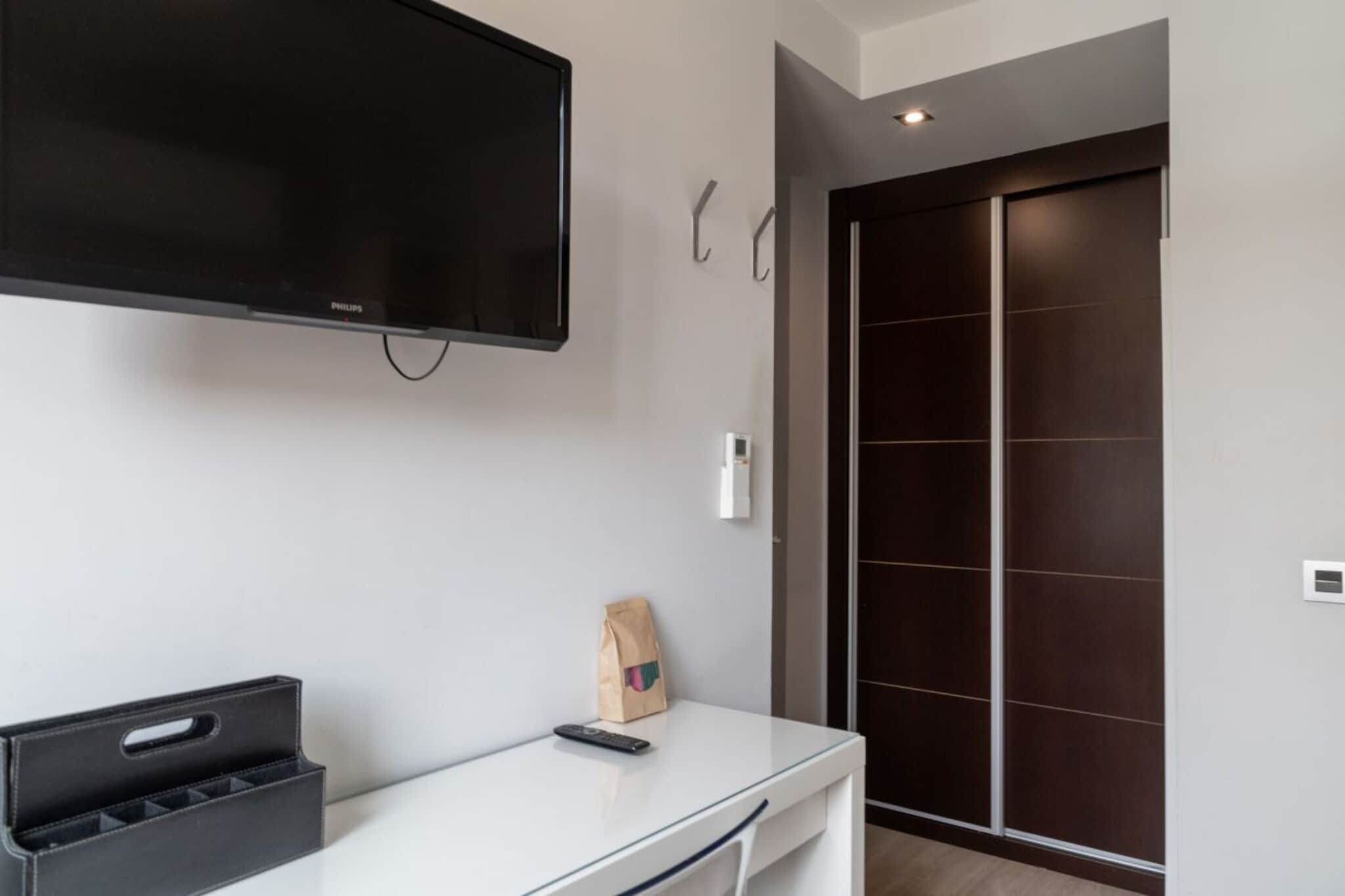 Pilar de Zaragoza Hab 4 - Faciliteiten