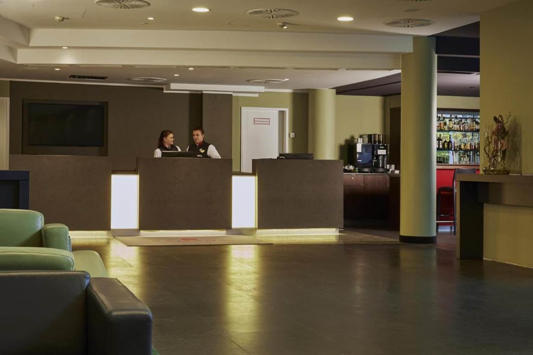 H4 Hotel Kassel - Suite - Hal-ontvangst