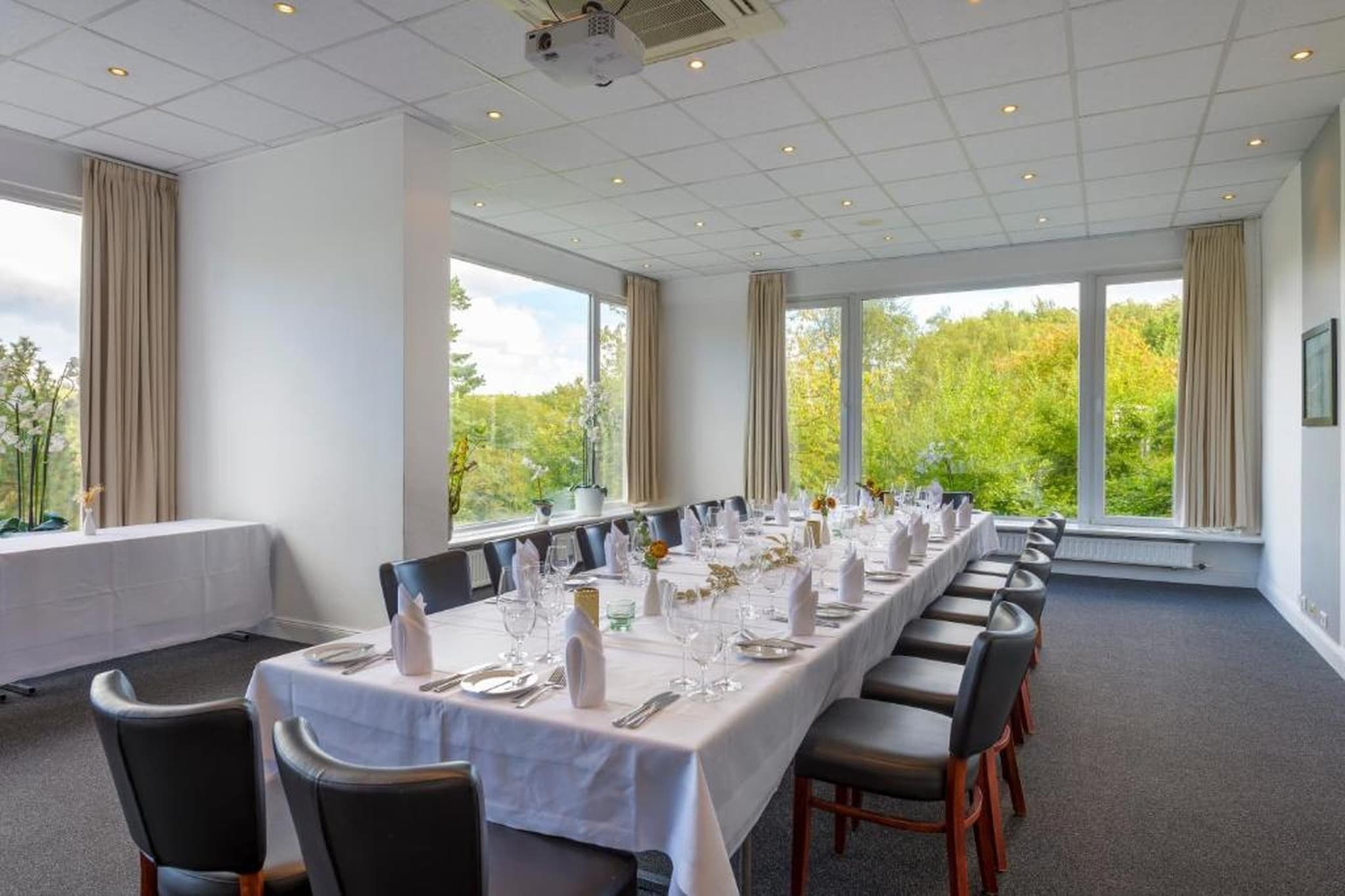 Hotel des Nordens - Superior Room - Image-tags.hotelfacilitiesandservices