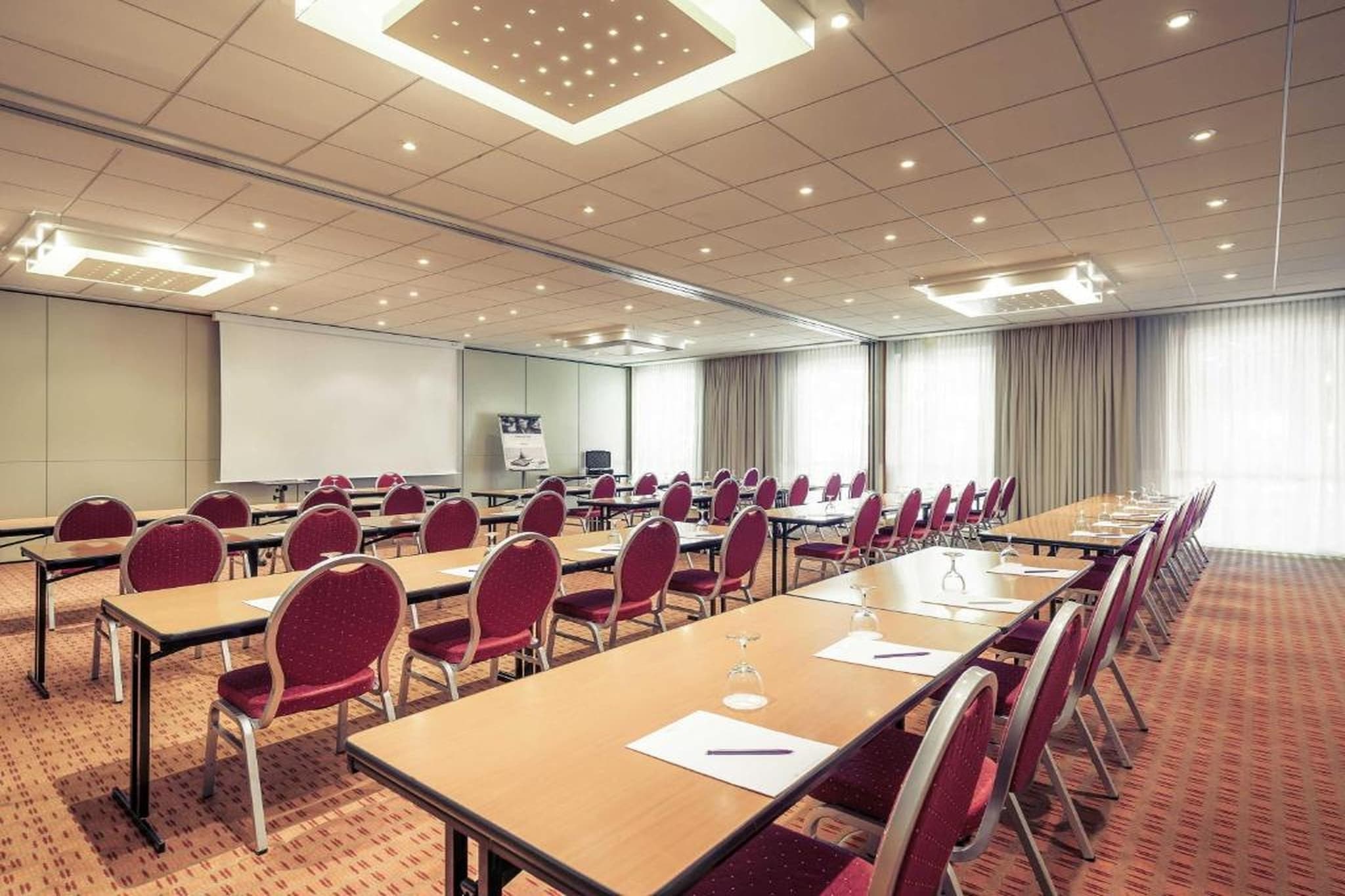 Mercure Hotel Berlin City West - Standard Twin Room - Image-tags.hotelfacilitiesandservices