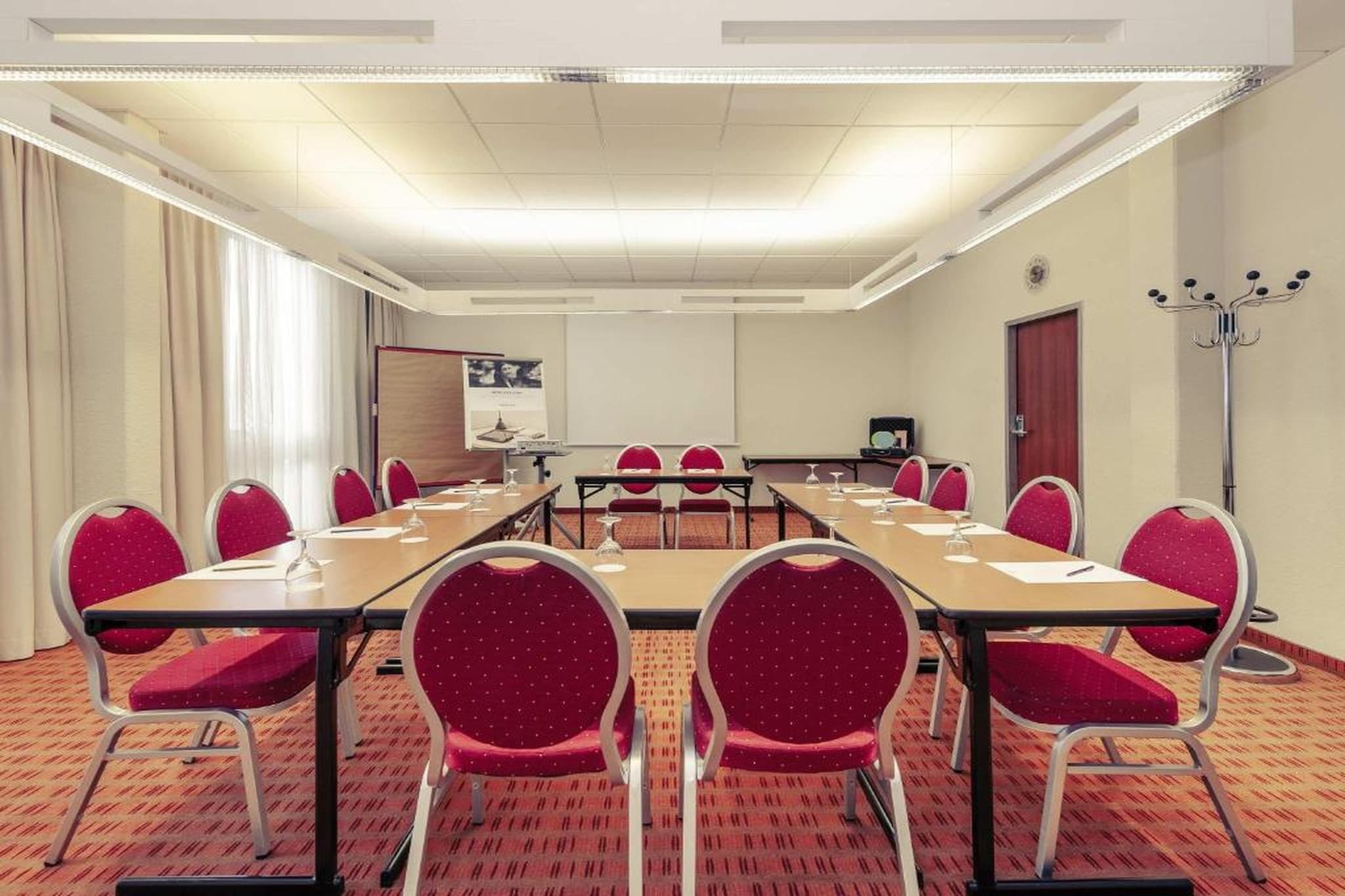 Mercure Hotel Berlin City West - Standard Twin Room - Image-tags.hotelfacilitiesandservices