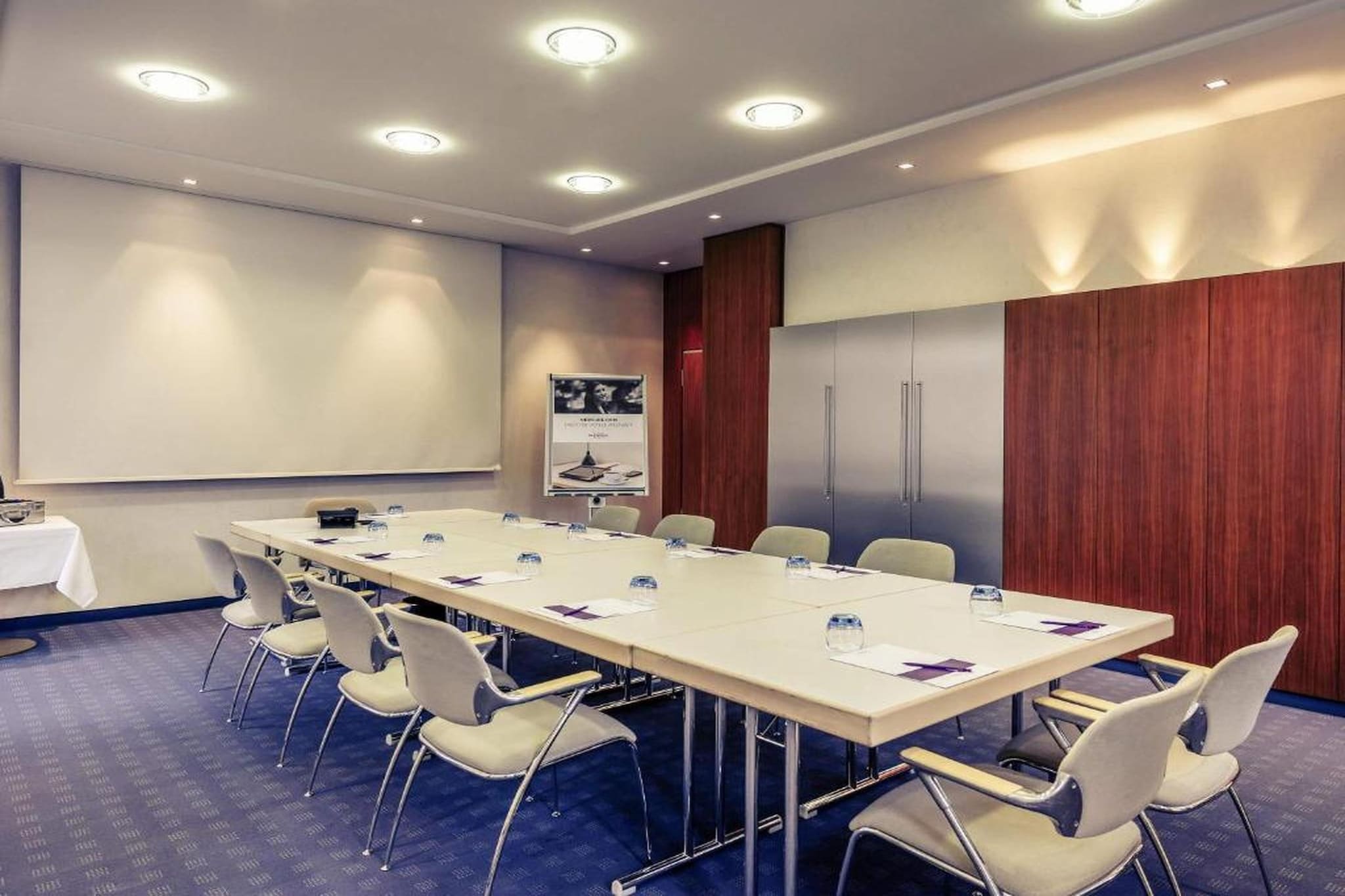 Mercure Hotel München Airport Freising-Superior Double Room - Image-tags.hotelfacilitiesandservices