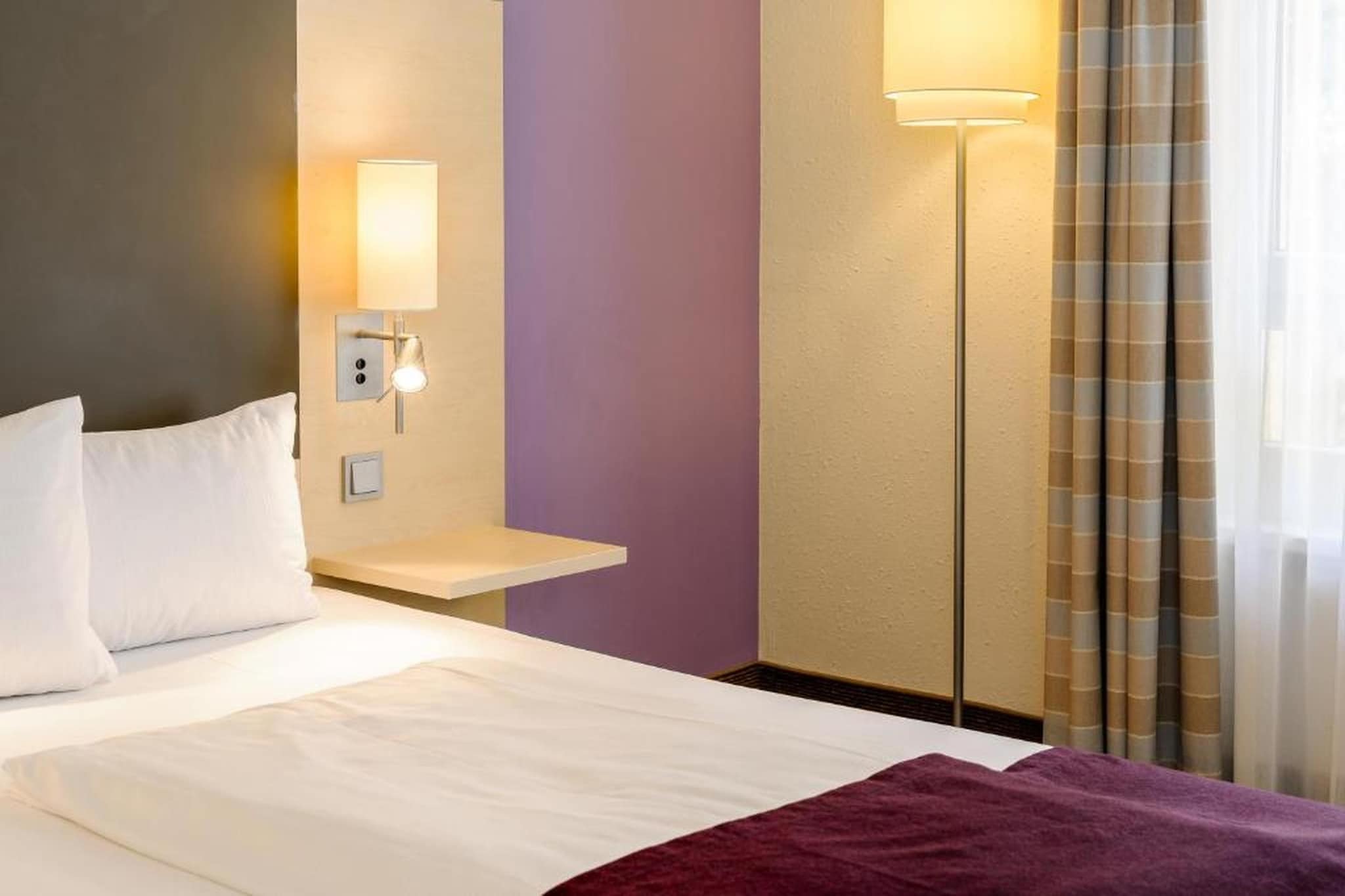 Mercure Hotel Berlin City West - Standard Single Room - Bedroom