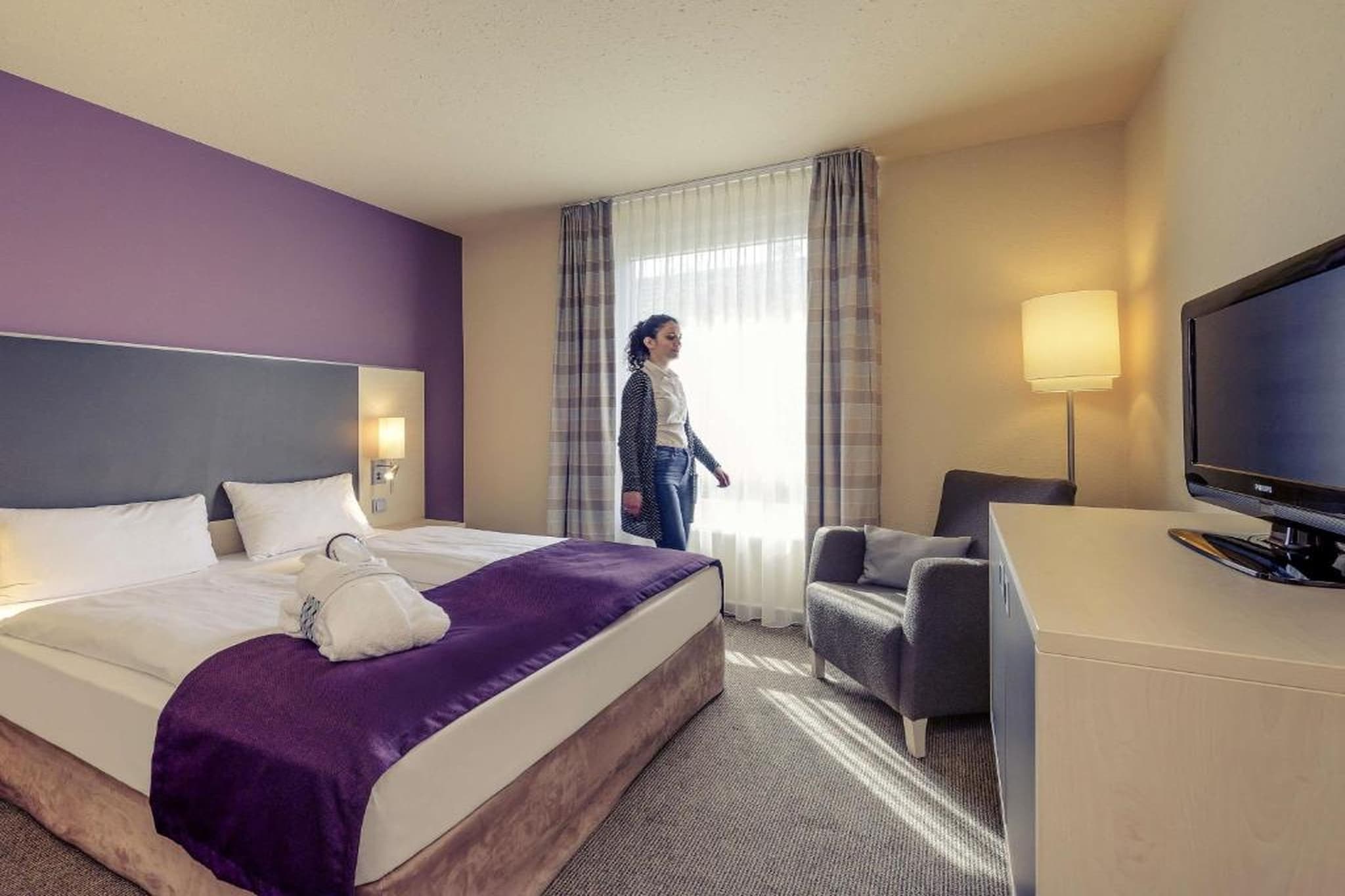 Mercure Hotel Berlin City West - Junior Queen Suite - Schlafzimmer