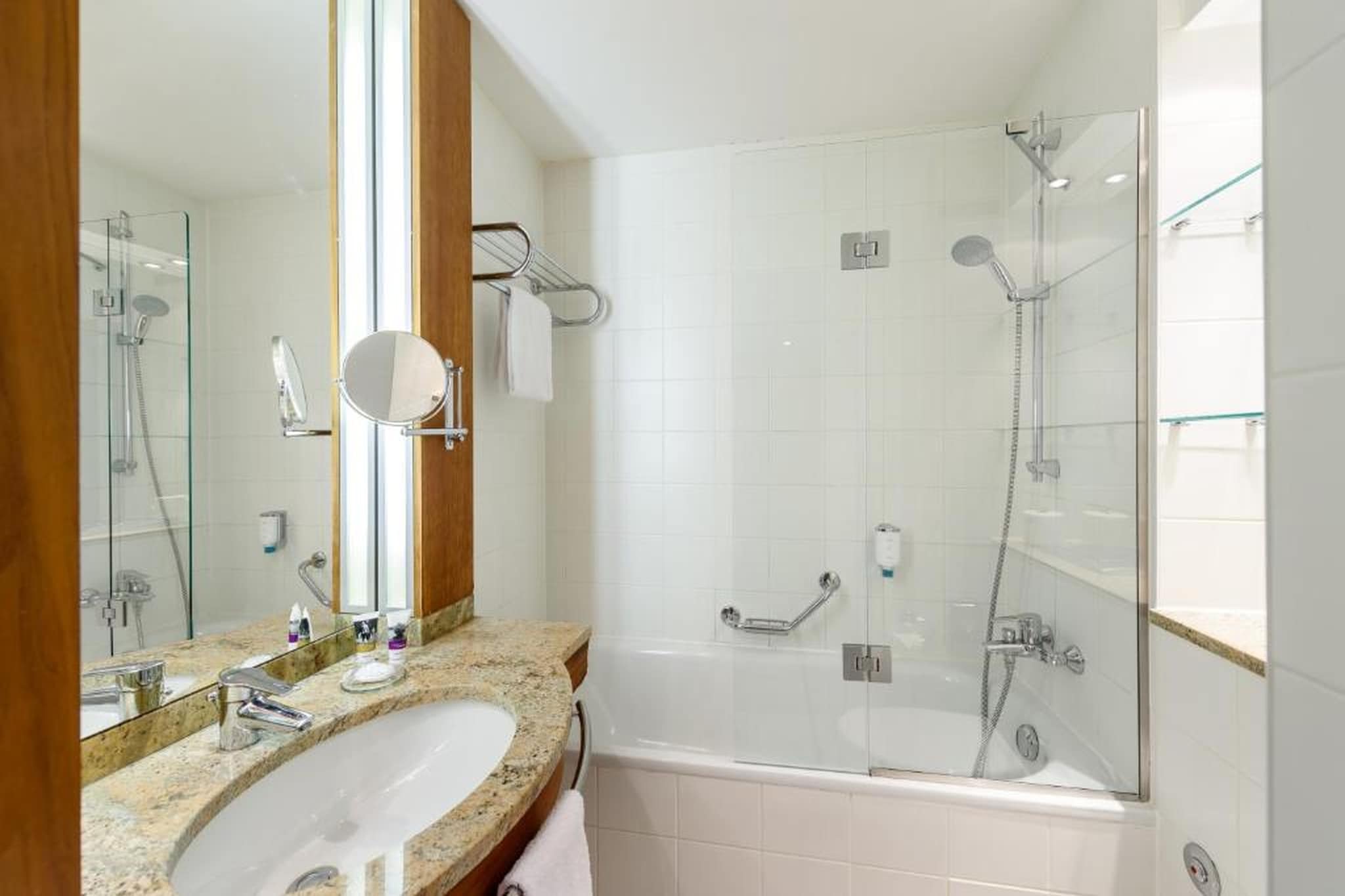 Mercure Hotel München Airport Freising-Junior Suite - Salle de bain