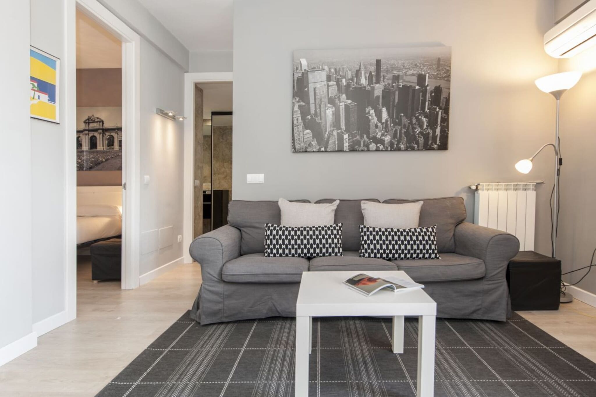 Plaza de Castilla II - Woonkamer