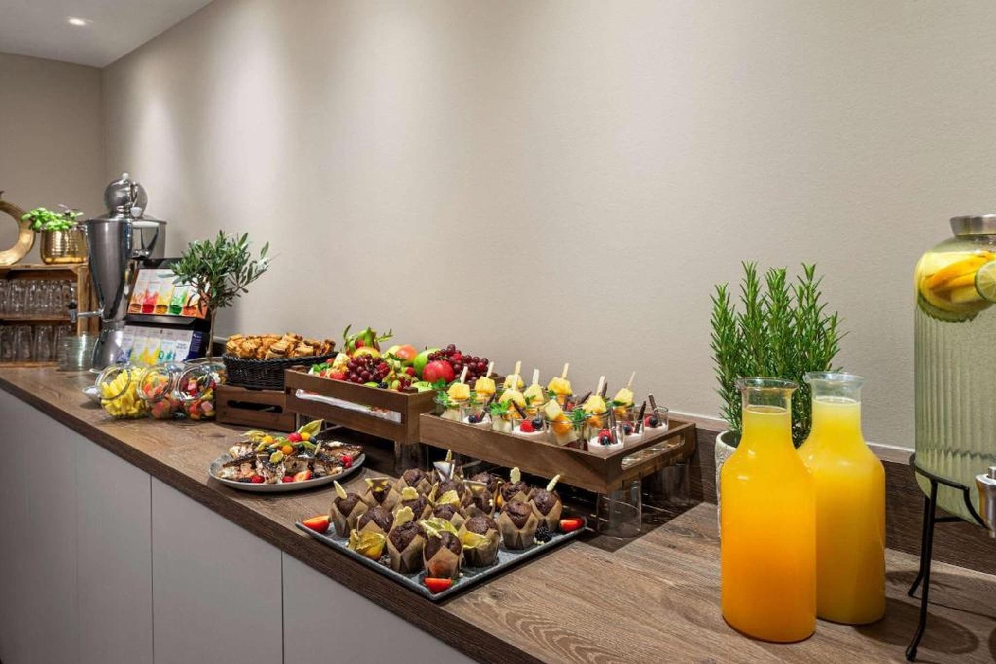 Vienna House Easy by Wyndham Frankfurt Airport - Comfort Room - Cuisine