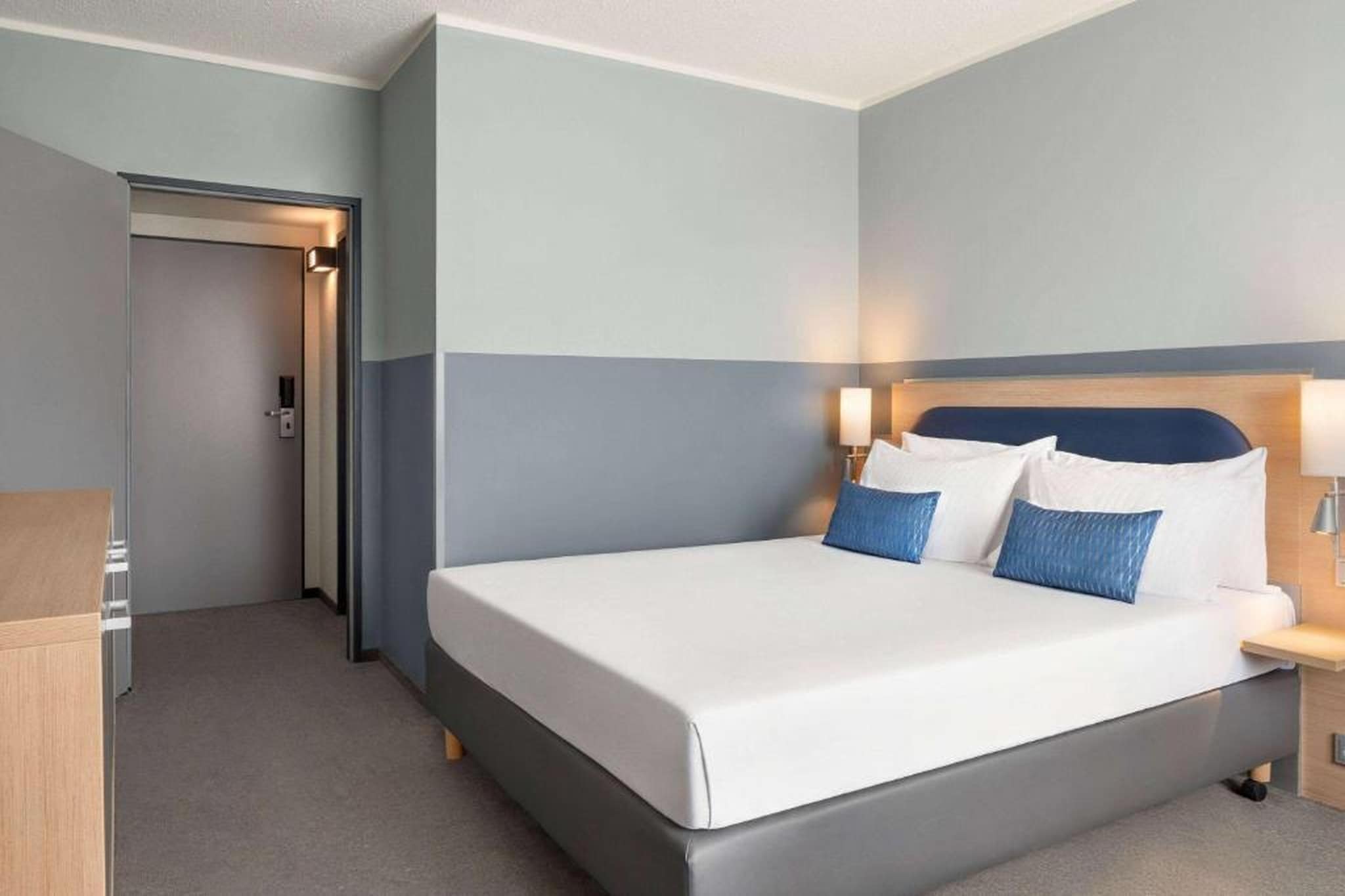 Vienna House Easy by Wyndham Frankfurt Airport - Comfort Room