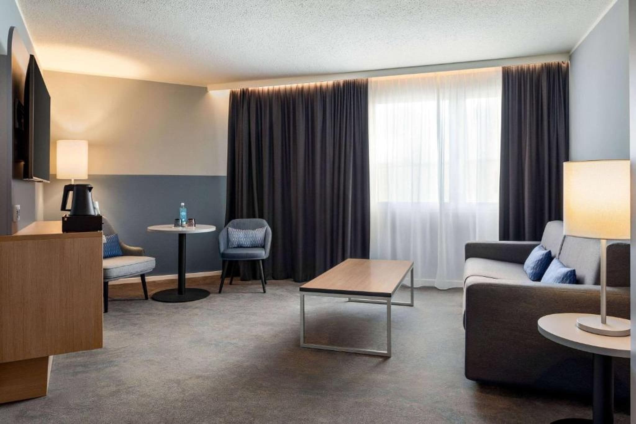 Vienna House Easy by Wyndham Frankfurt Airport - Junior Room